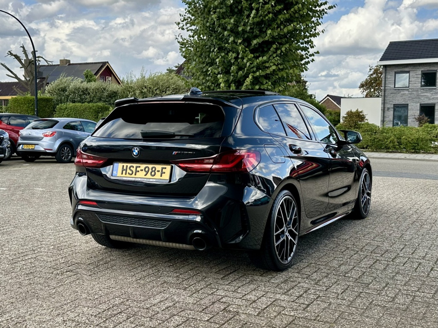 Foto van BMW M135i xDrive