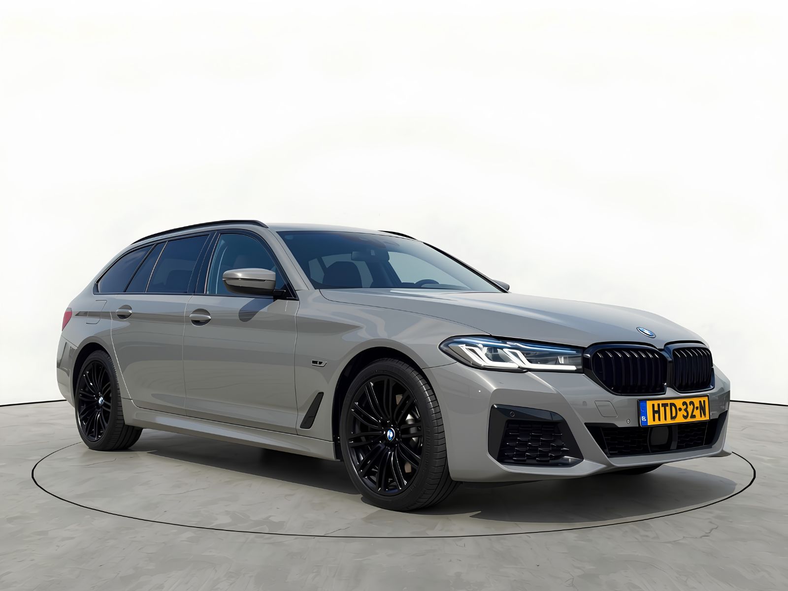 Foto van BMW 530e