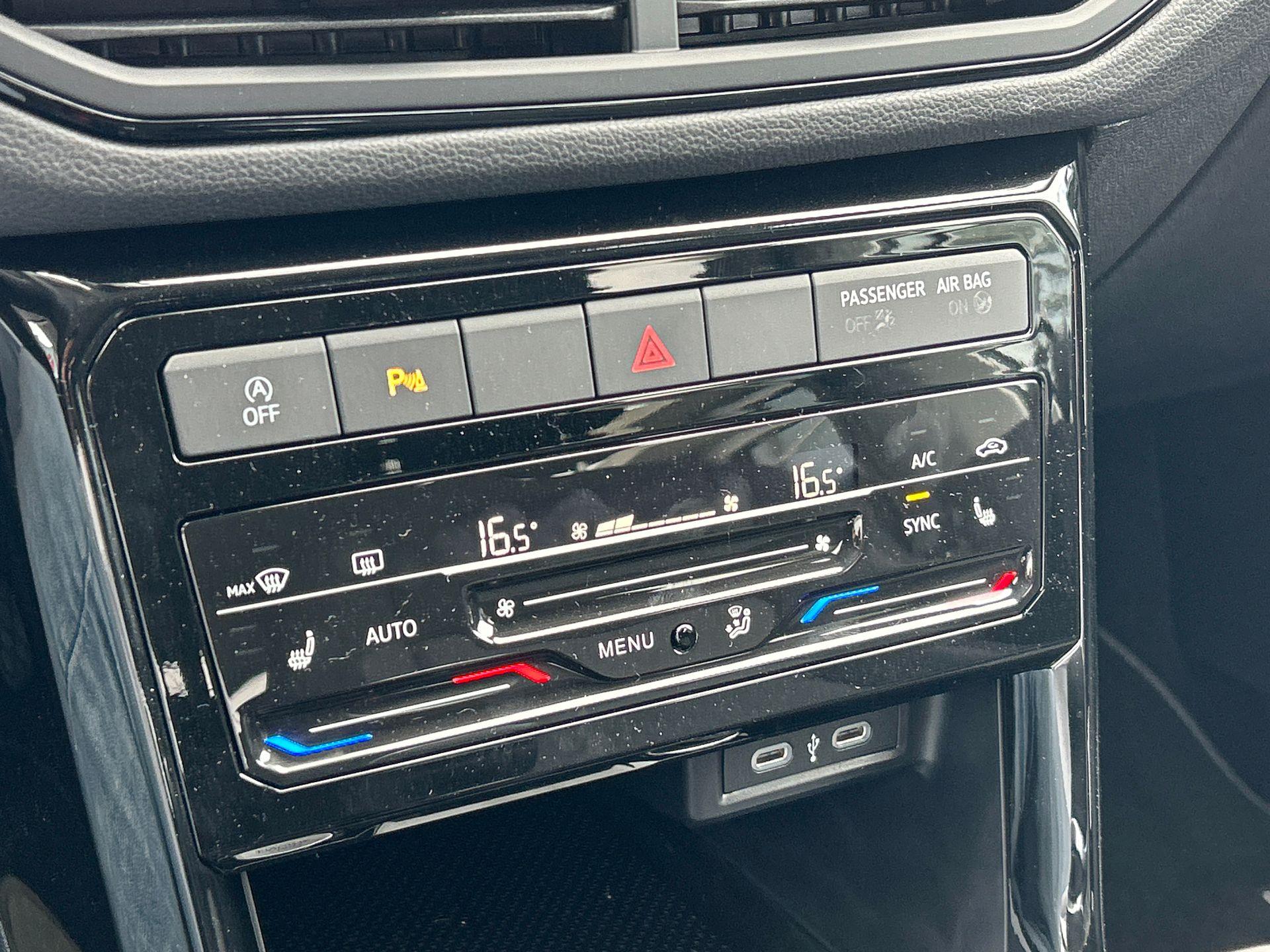Foto van Volkswagen T-cross