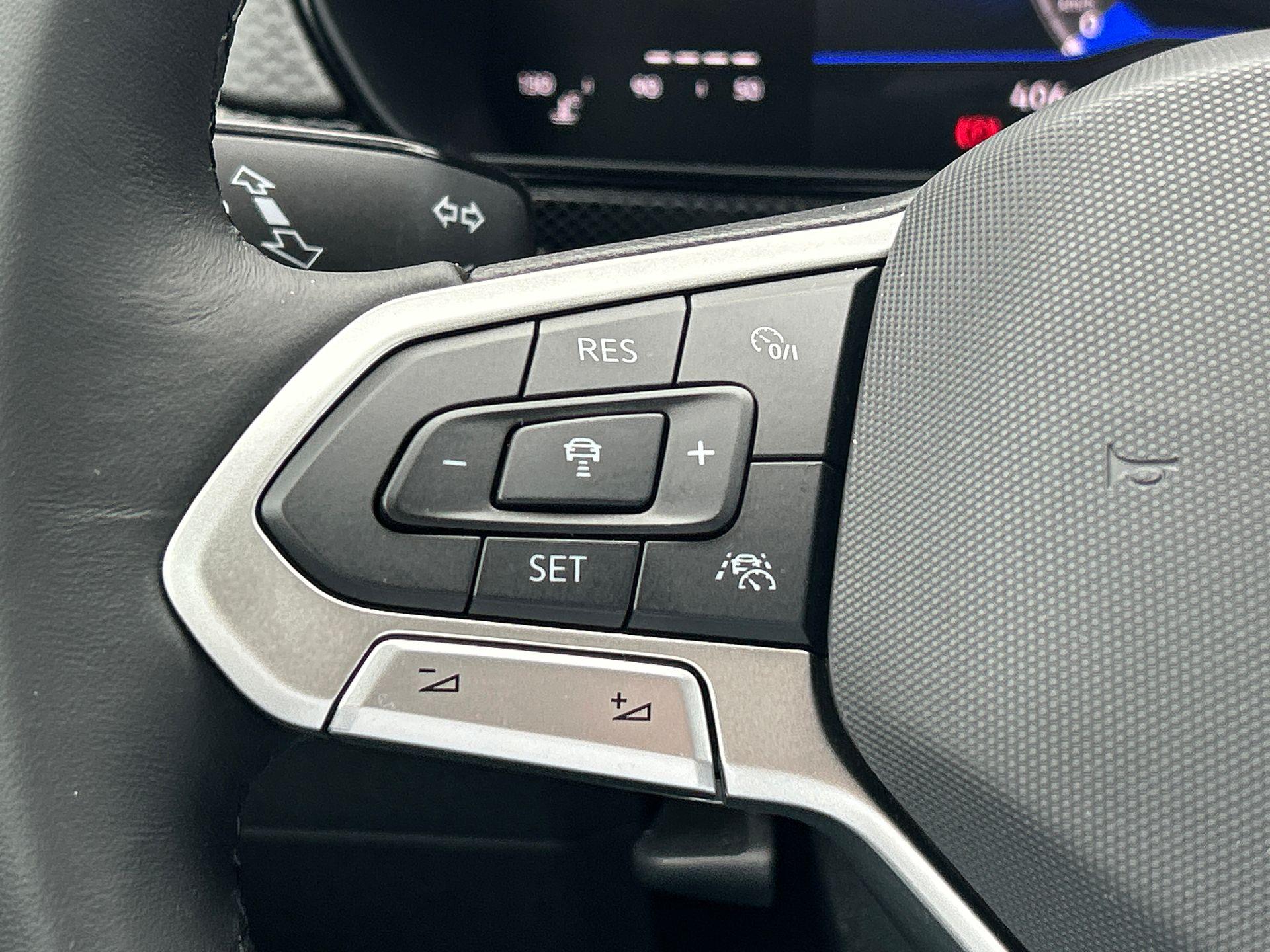 Foto van Volkswagen T-cross