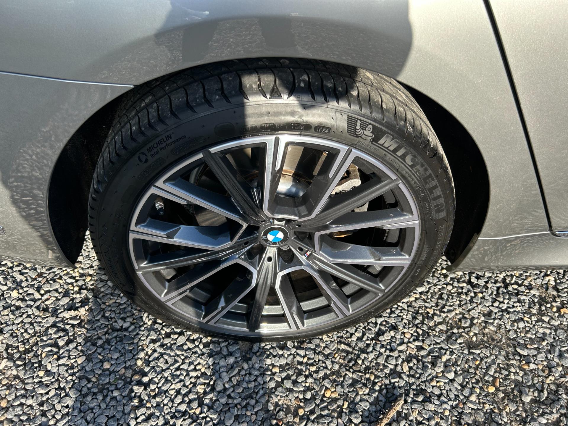 Foto van BMW 745e