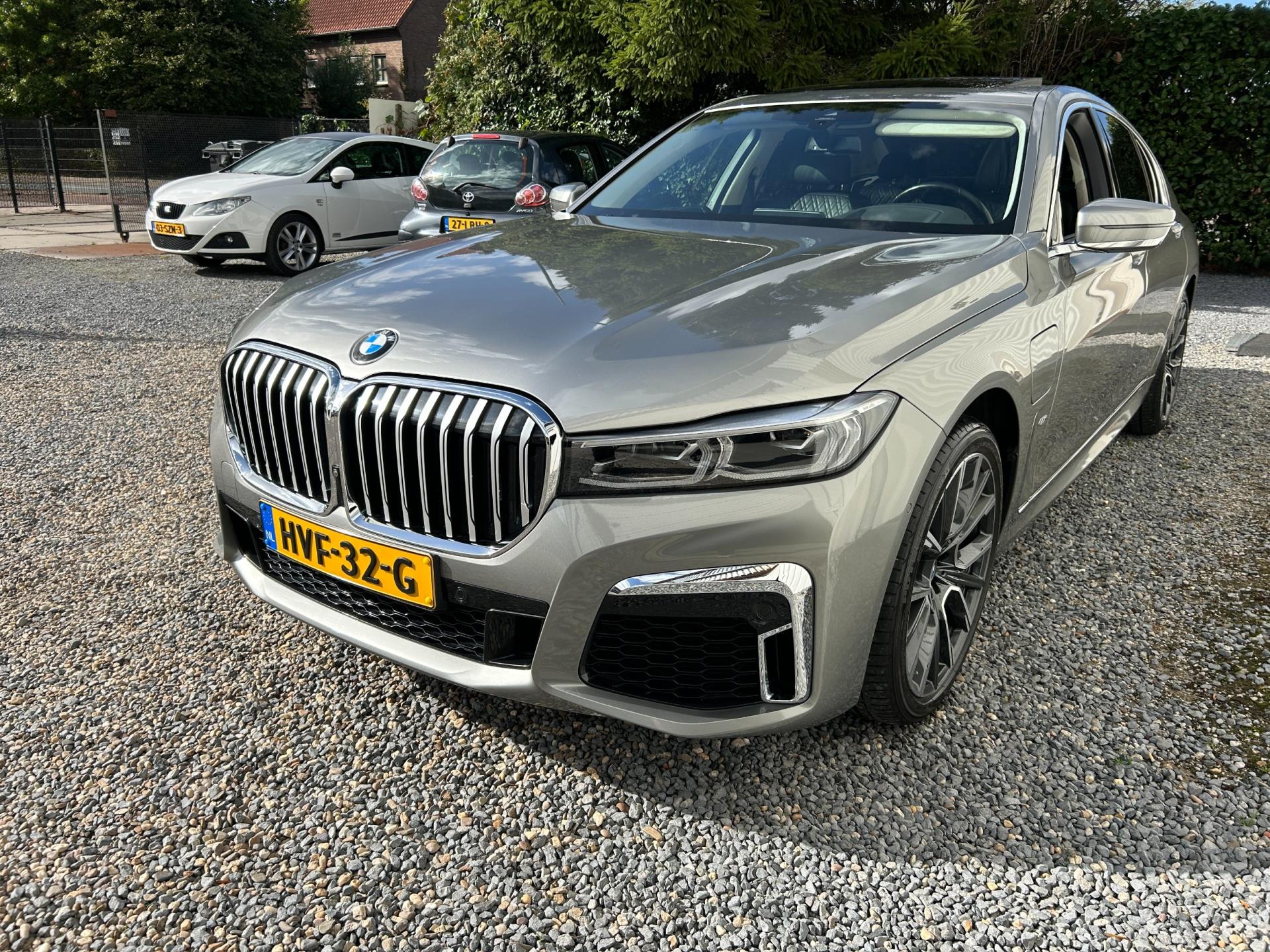 Foto van BMW 745e