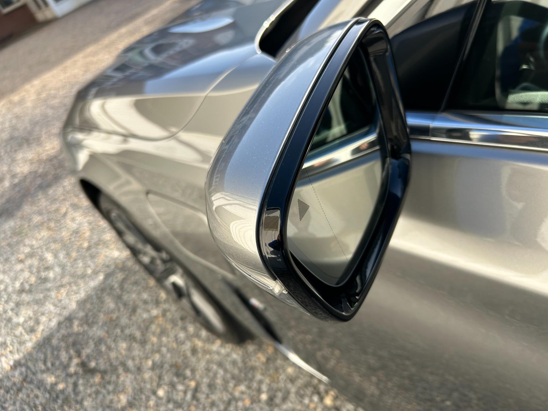 Foto van BMW 745e