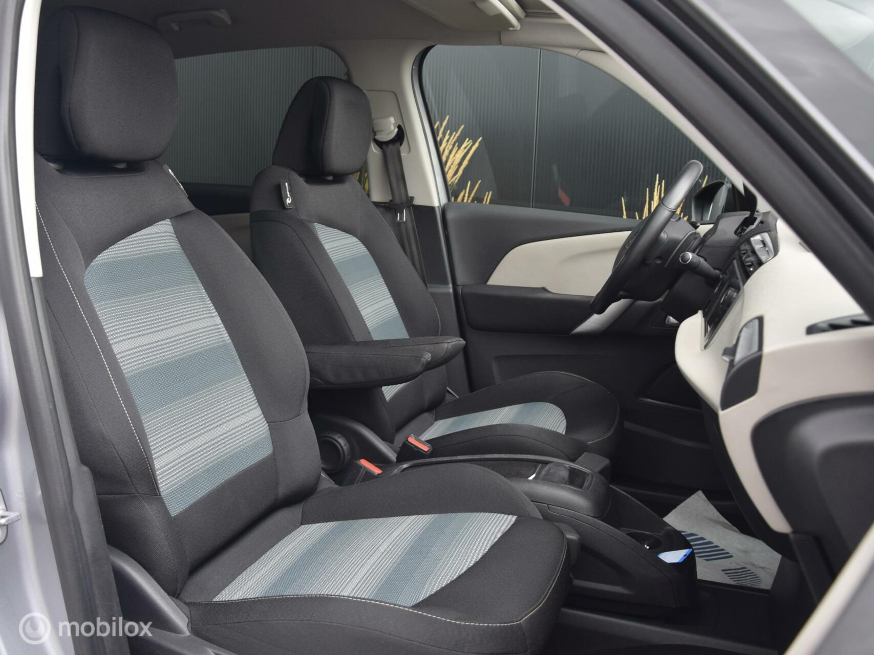 Foto van Citroen C4 Spacetourer