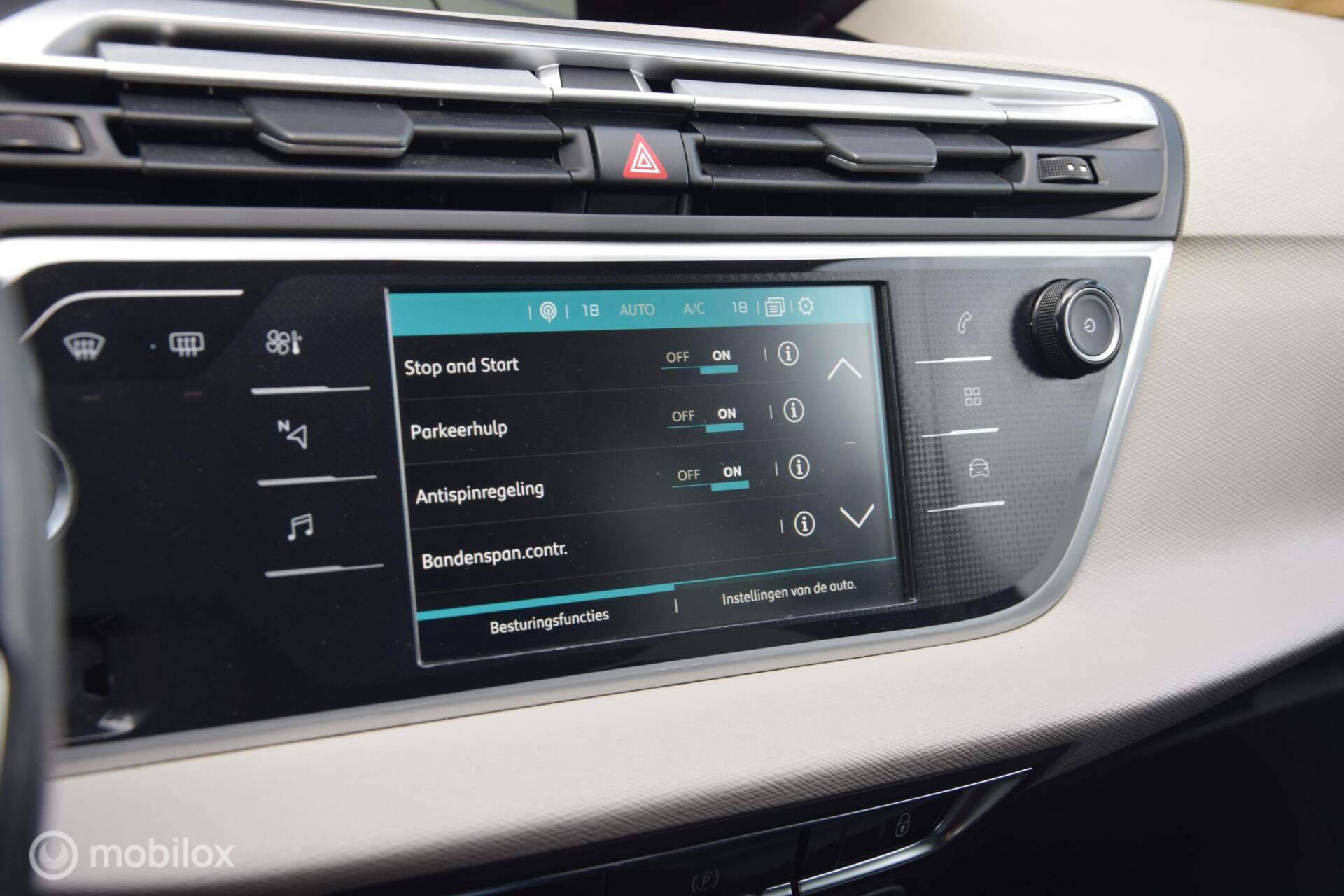 Foto van Citroen C4 Spacetourer