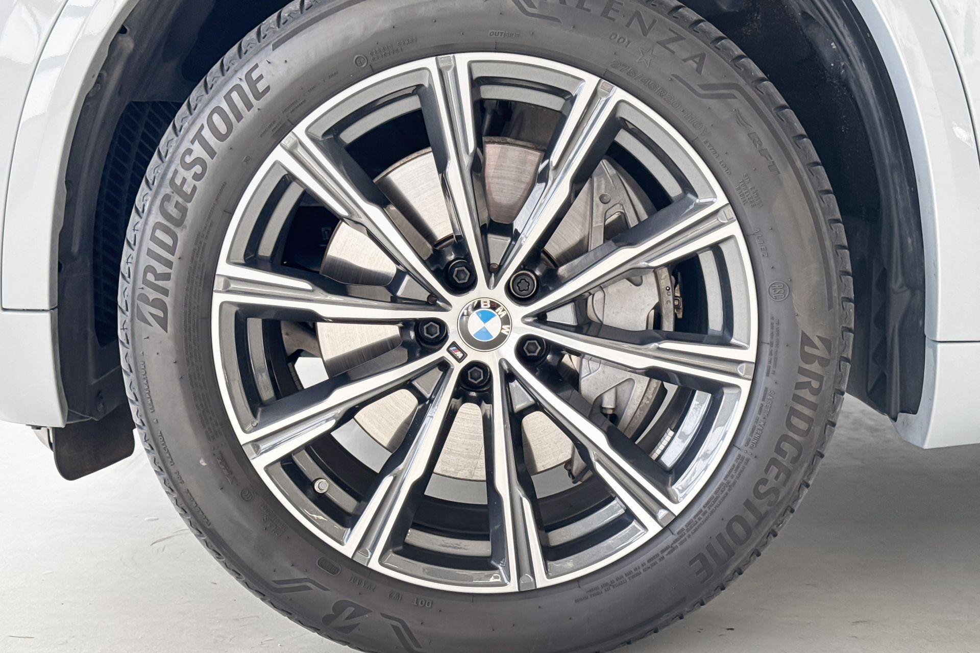Foto van BMW X5 Xdrive50e