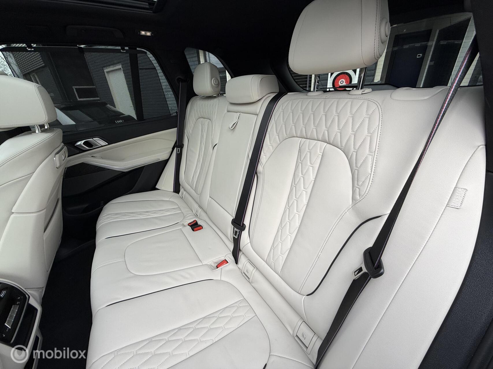 Foto van BMW X5 Xdrive50e