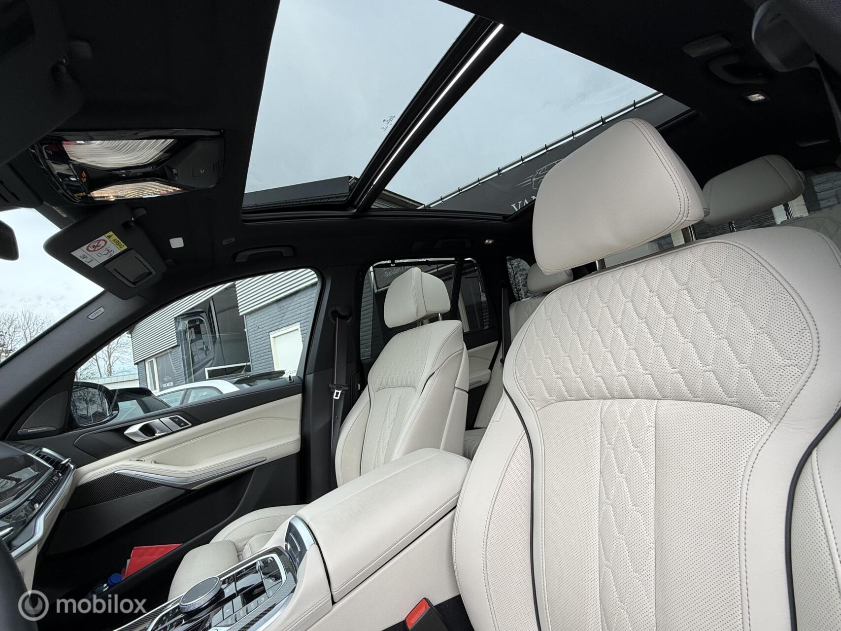 Foto van BMW X5 Xdrive50e
