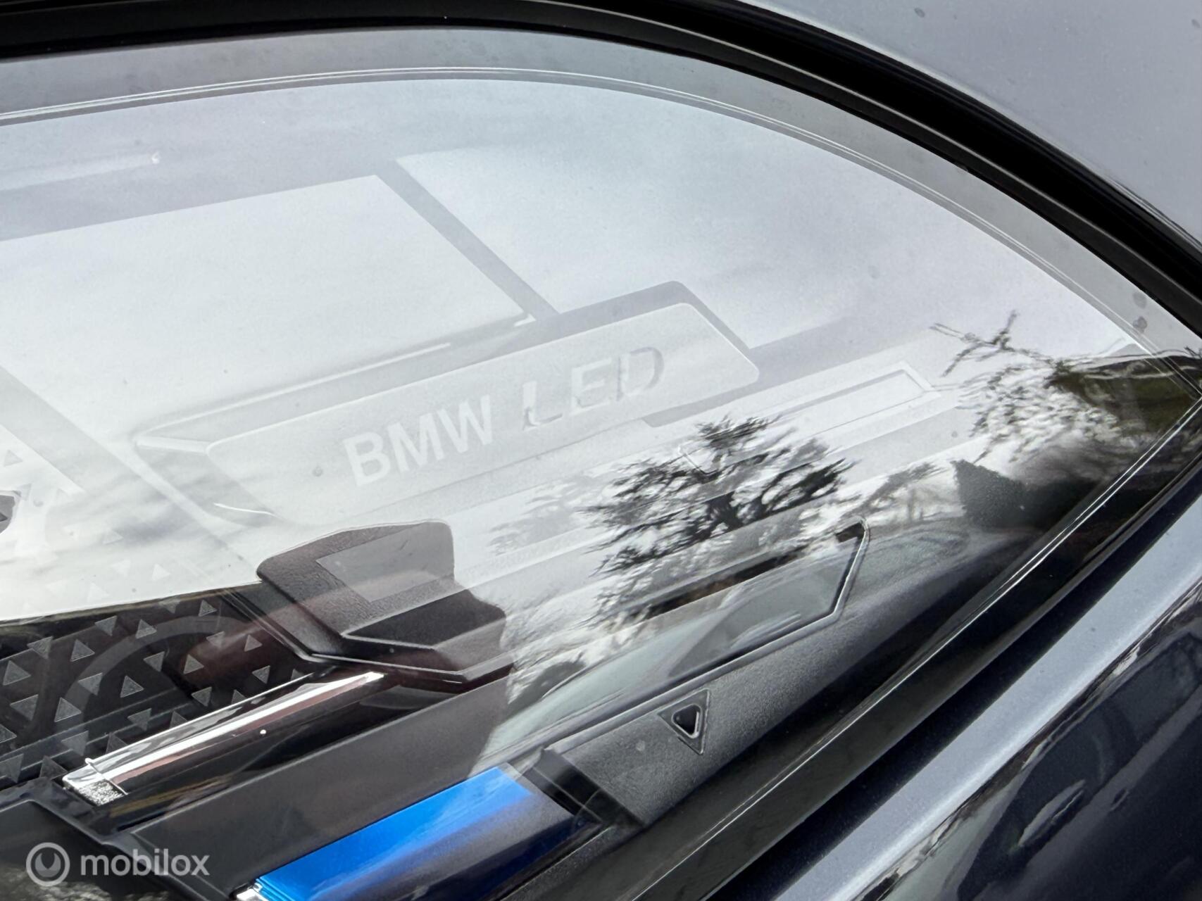 Foto van BMW X5 Xdrive50e
