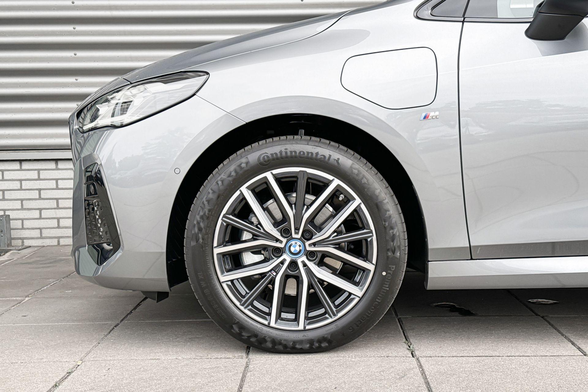 Foto van BMW 225e xDrive Active Tourer