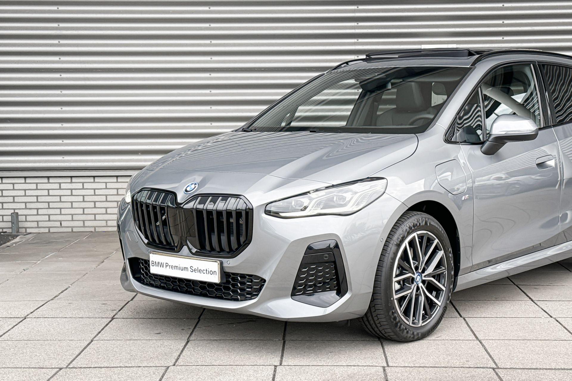 Foto van BMW 225e xDrive Active Tourer