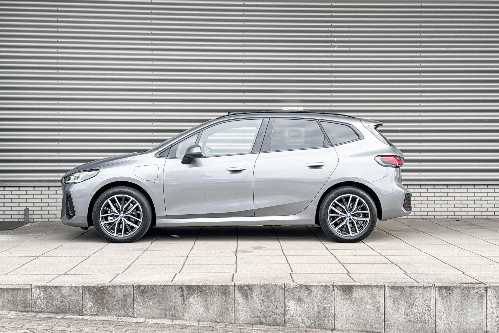 Foto van BMW 225e xDrive Active Tourer
