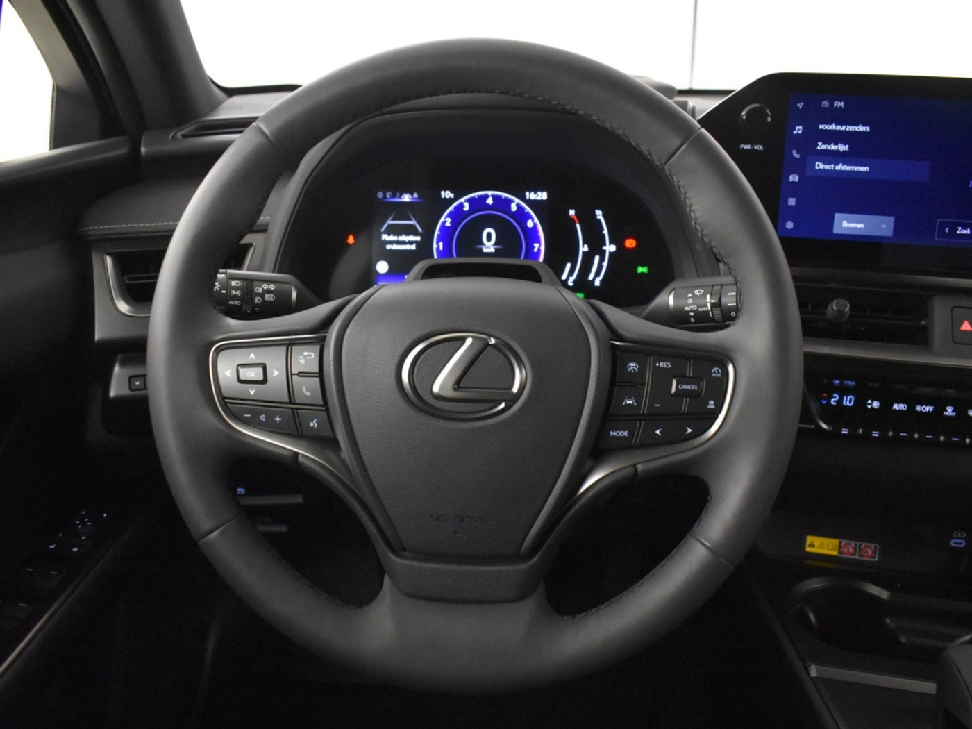 Foto van Lexus Lexus Ux300h