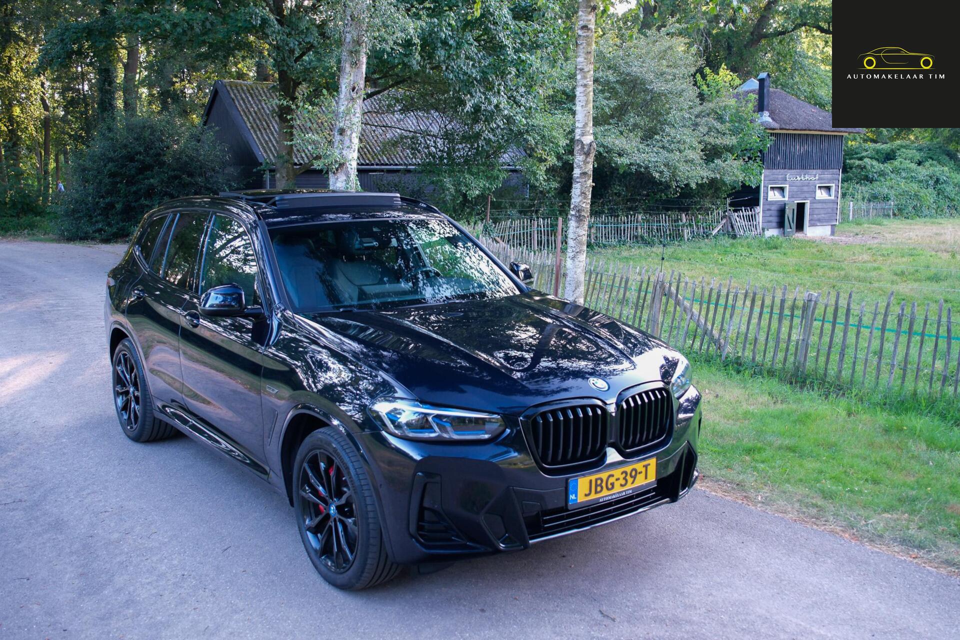 Foto van BMW X3 Xdrive30e