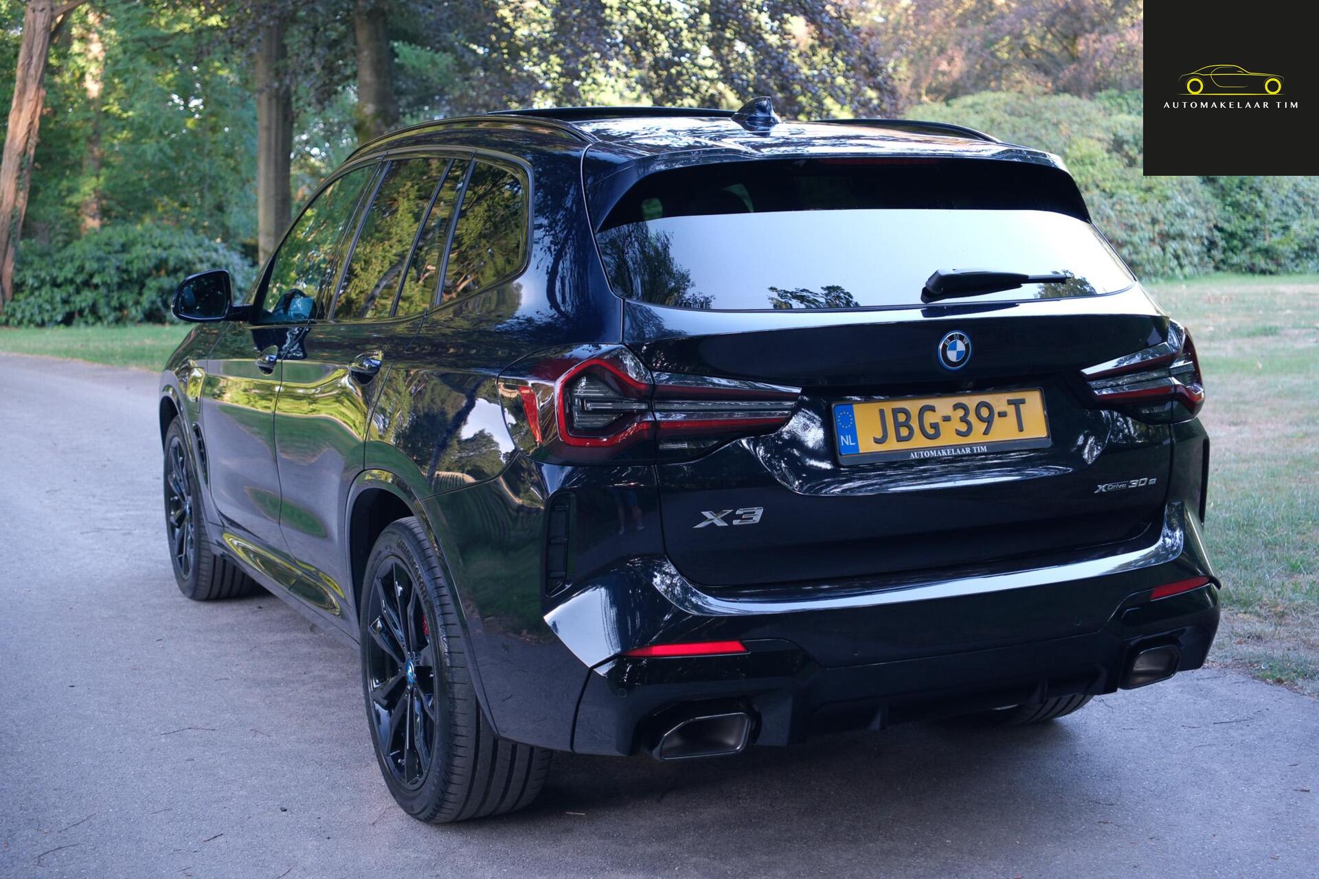 Foto van BMW X3 Xdrive30e