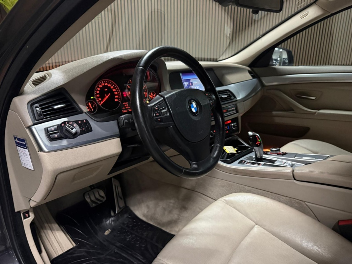 Foto van BMW 523i