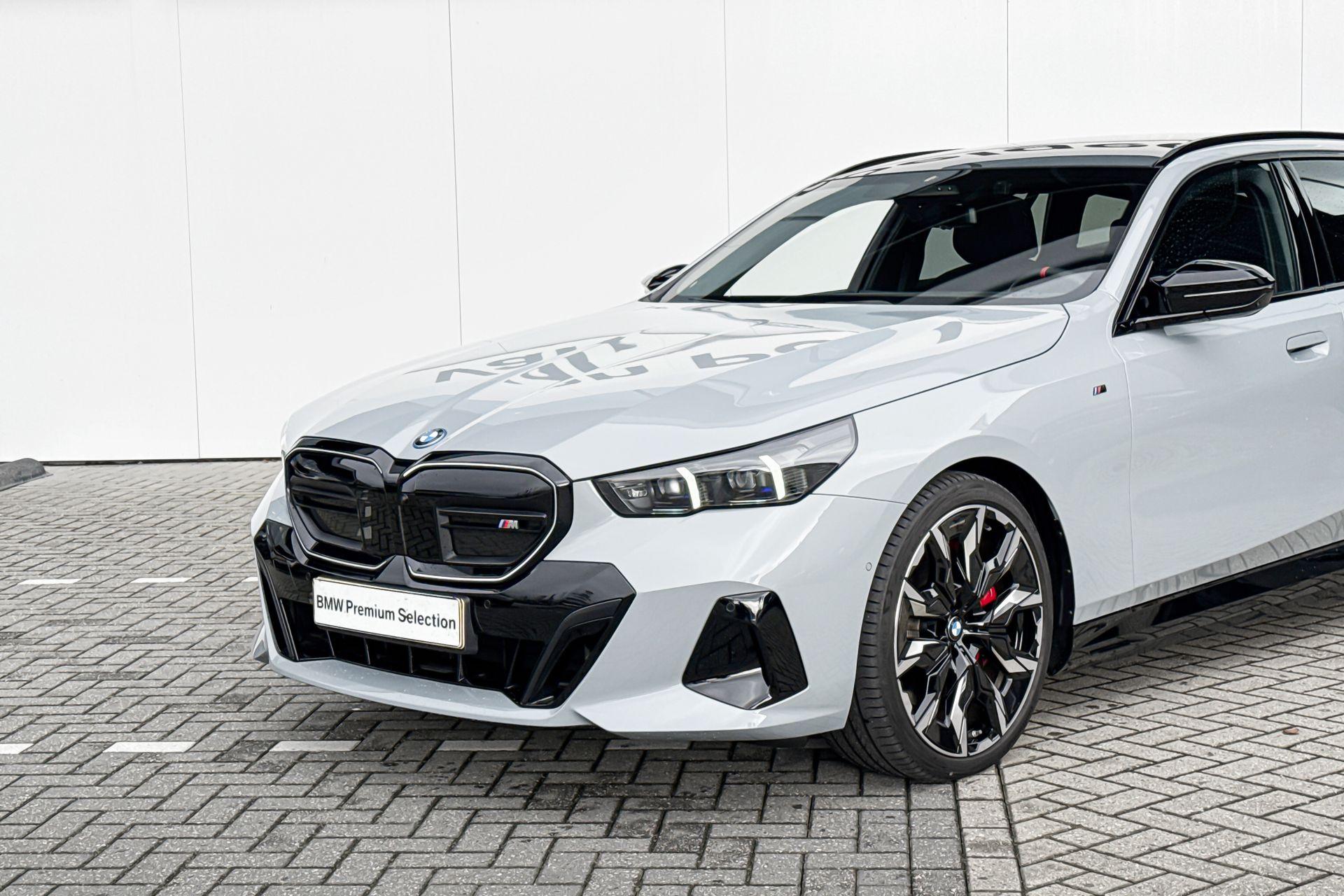 Foto van BMW I5 M60 xDrive