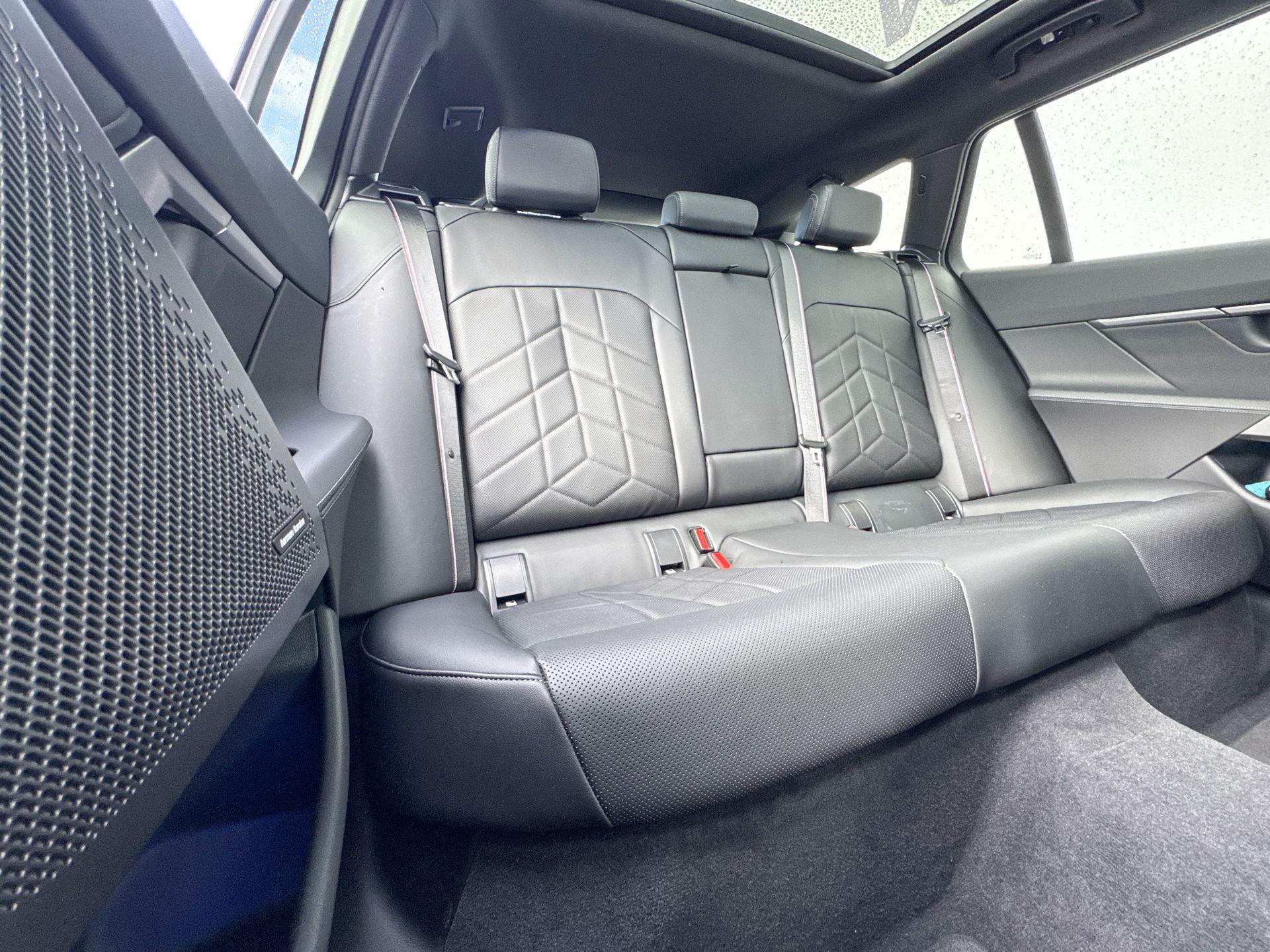 Foto van BMW I5 M60 xDrive