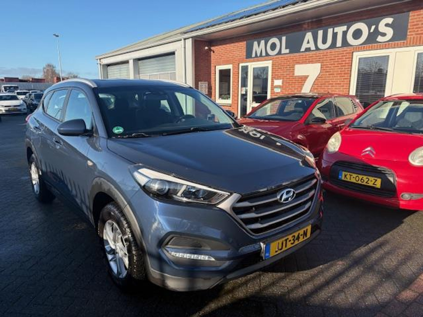 Hyundai Tucson 1.6 GDi i-Drive 90000km , APK 11-26 2017 - voorkant