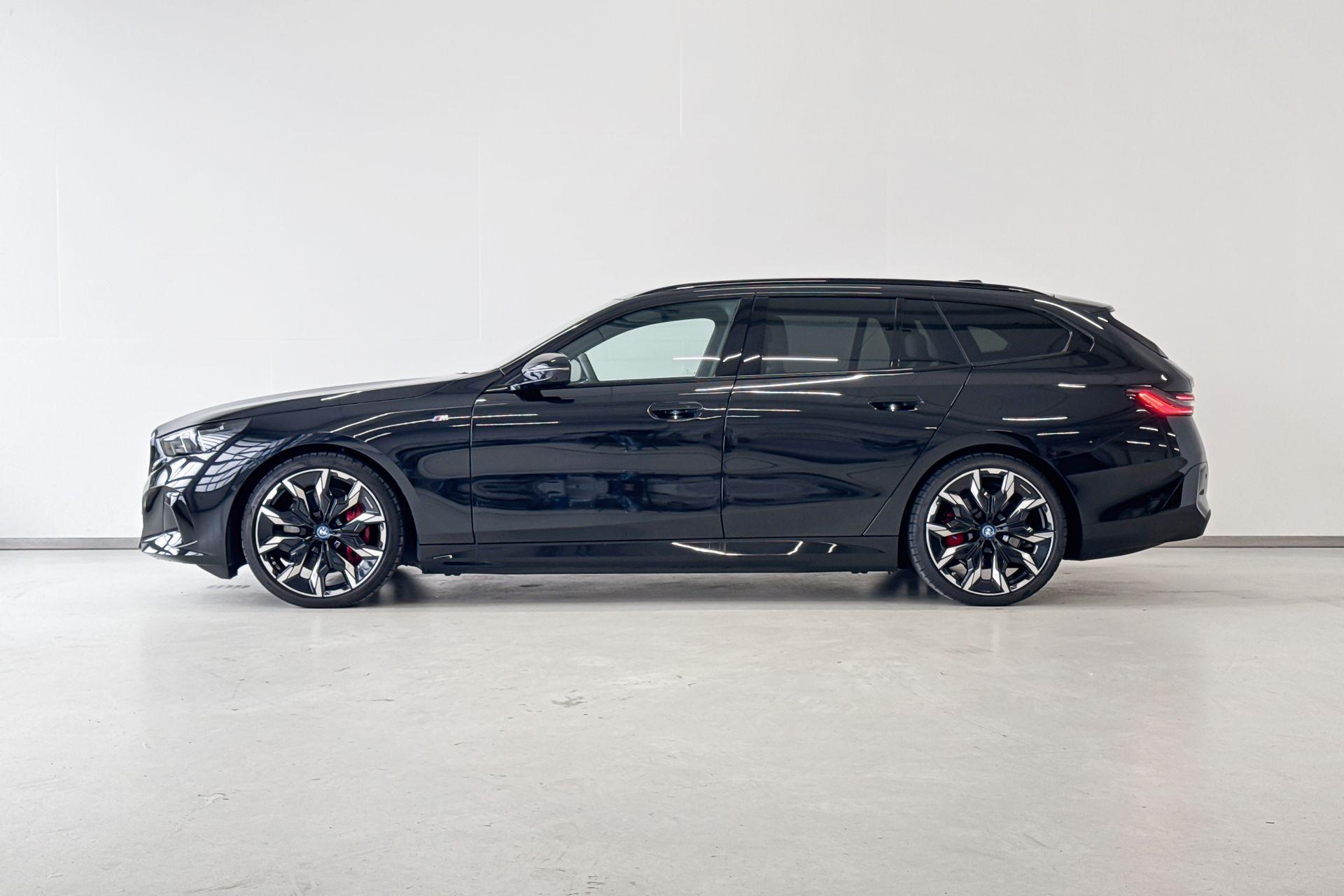 Foto van BMW I5 Edrive40