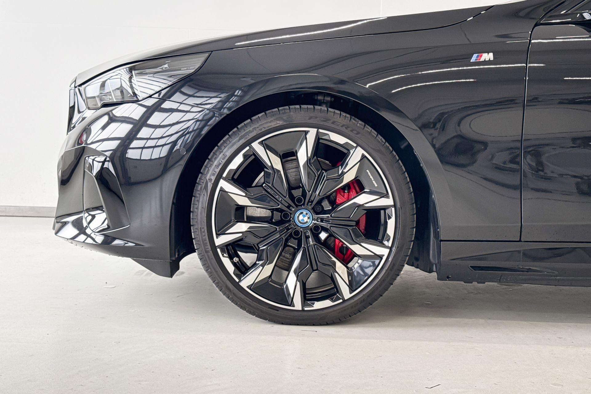 Foto van BMW I5 Edrive40