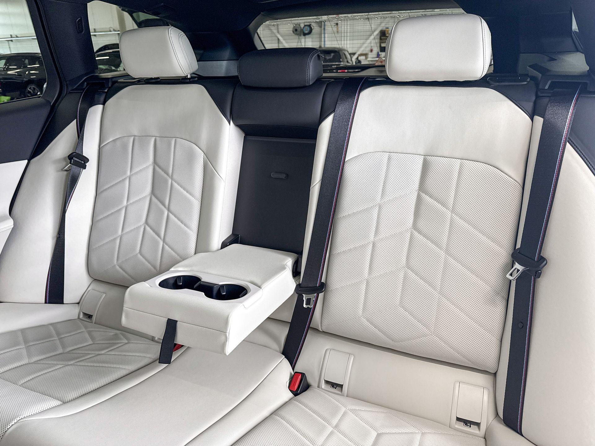 Foto van BMW I5 Edrive40