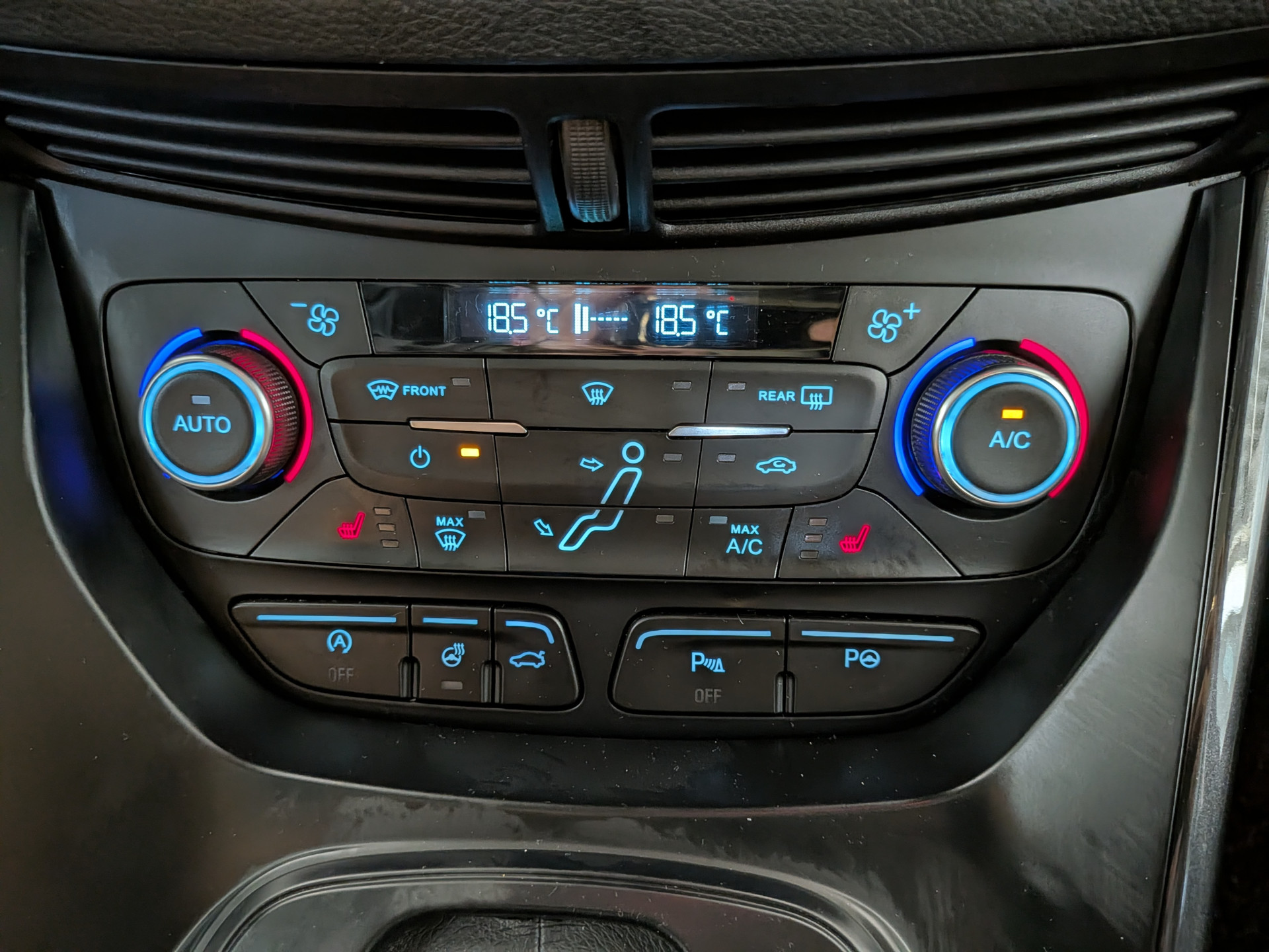 Foto van Ford Grand C-max
