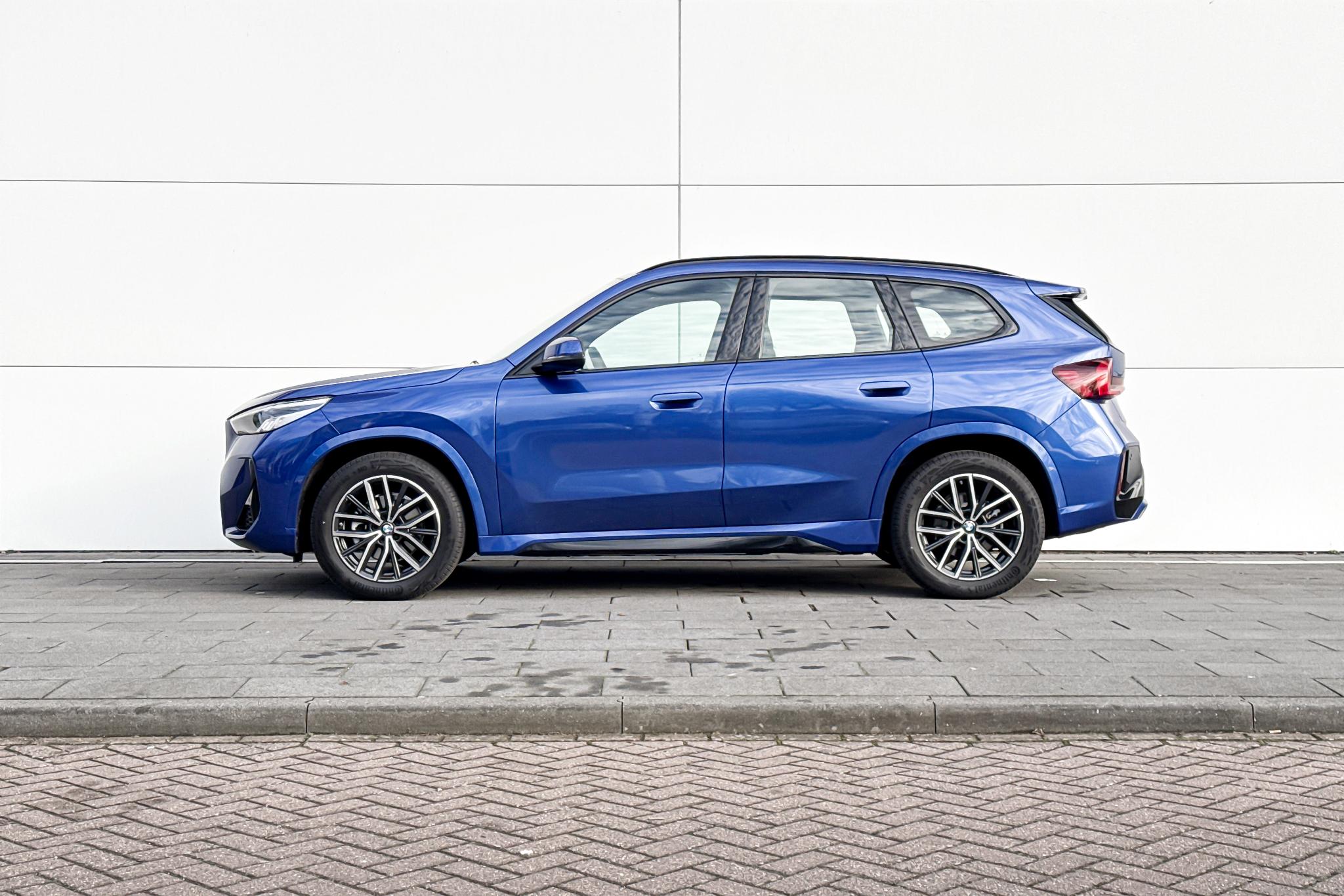 Foto van BMW Ix1 Edrive20