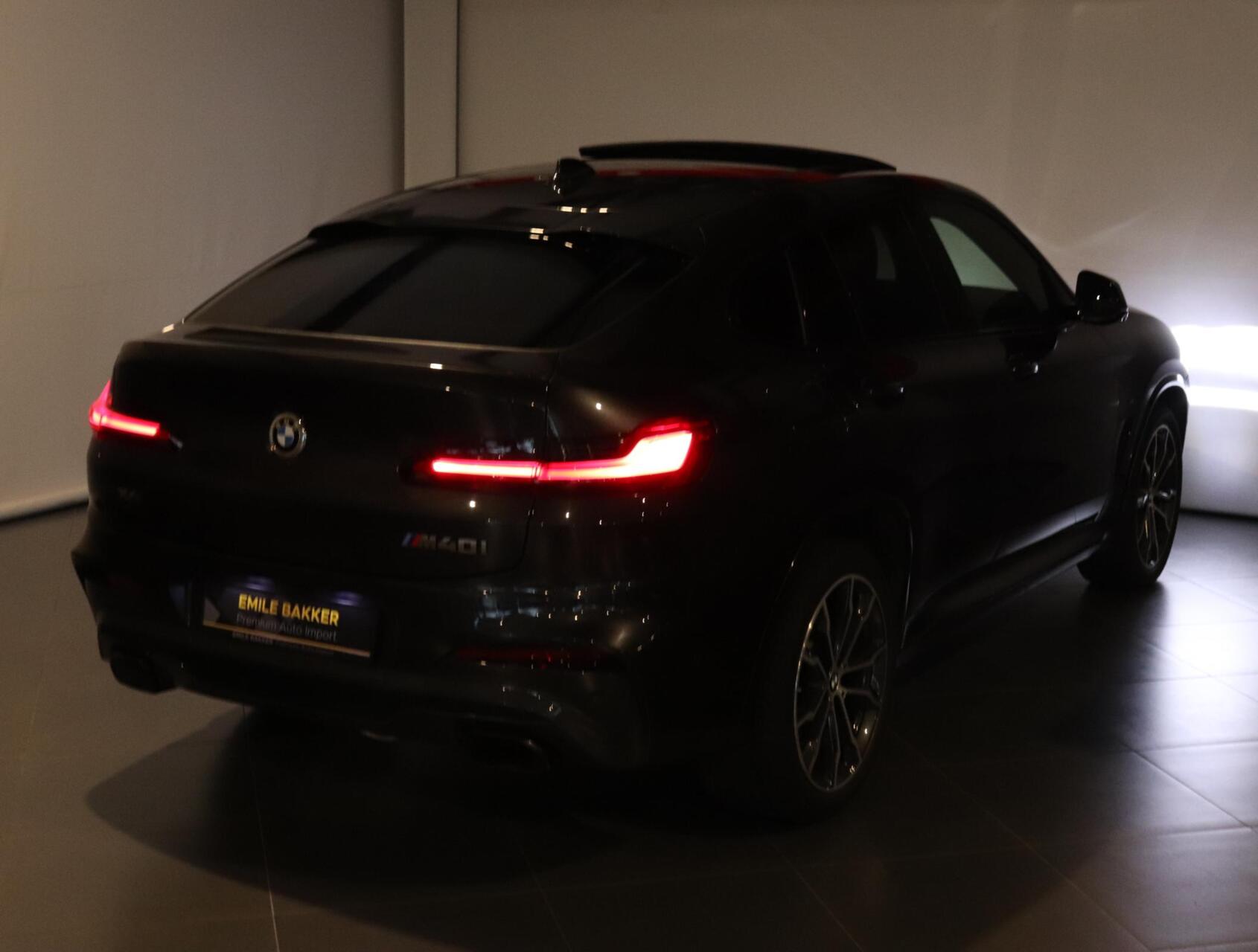 Foto van BMW X4
