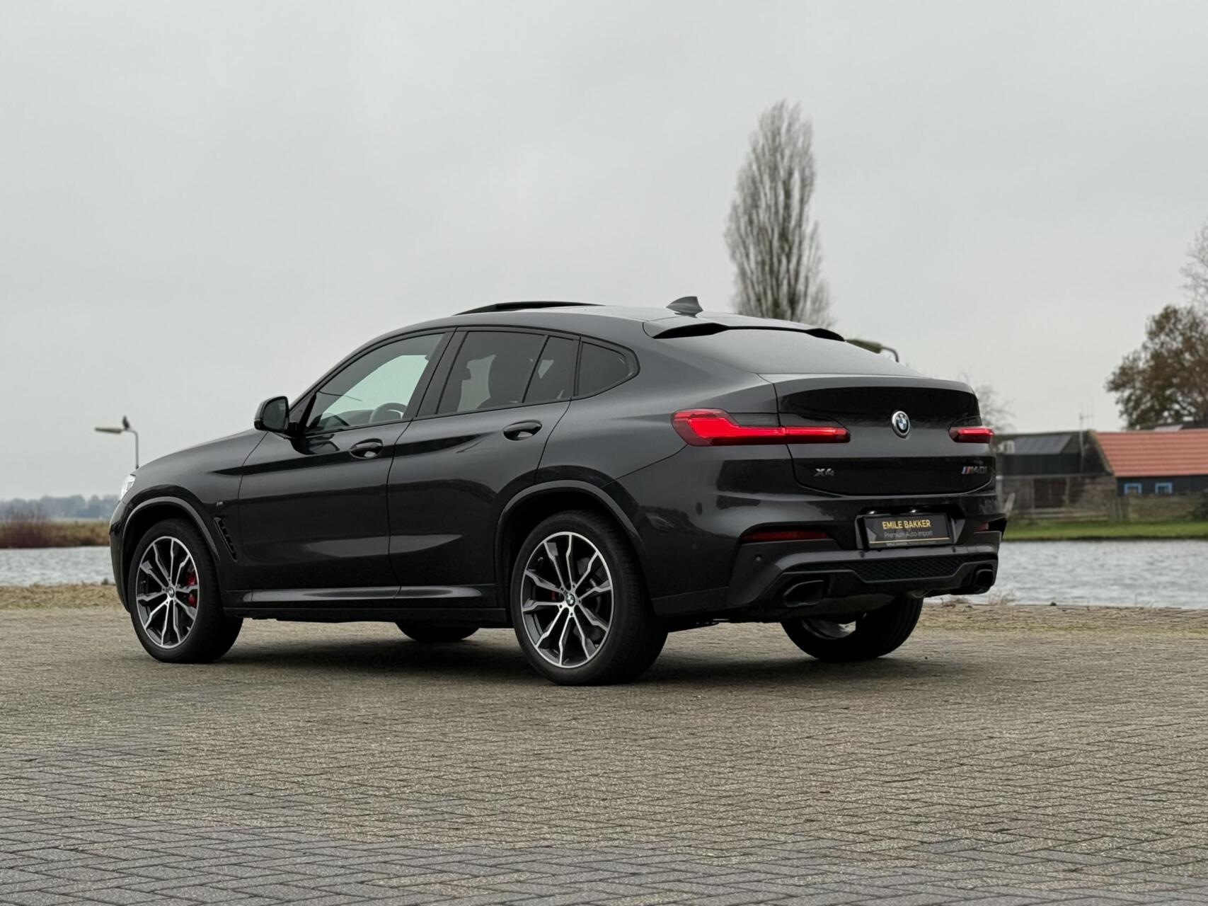 Foto van BMW X4