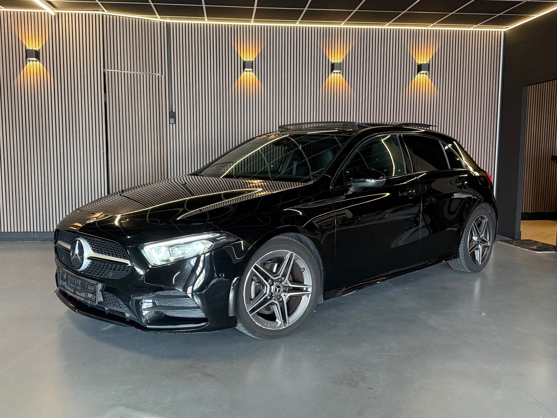Foto van Mercedes-Benz A 200
