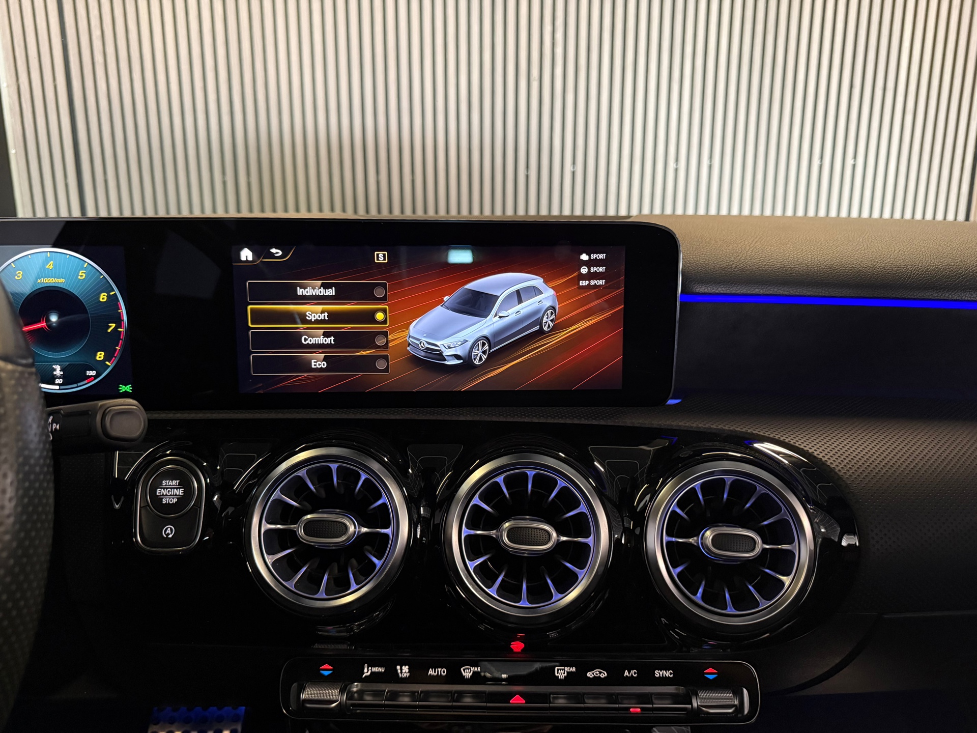 Foto van Mercedes-Benz A 200