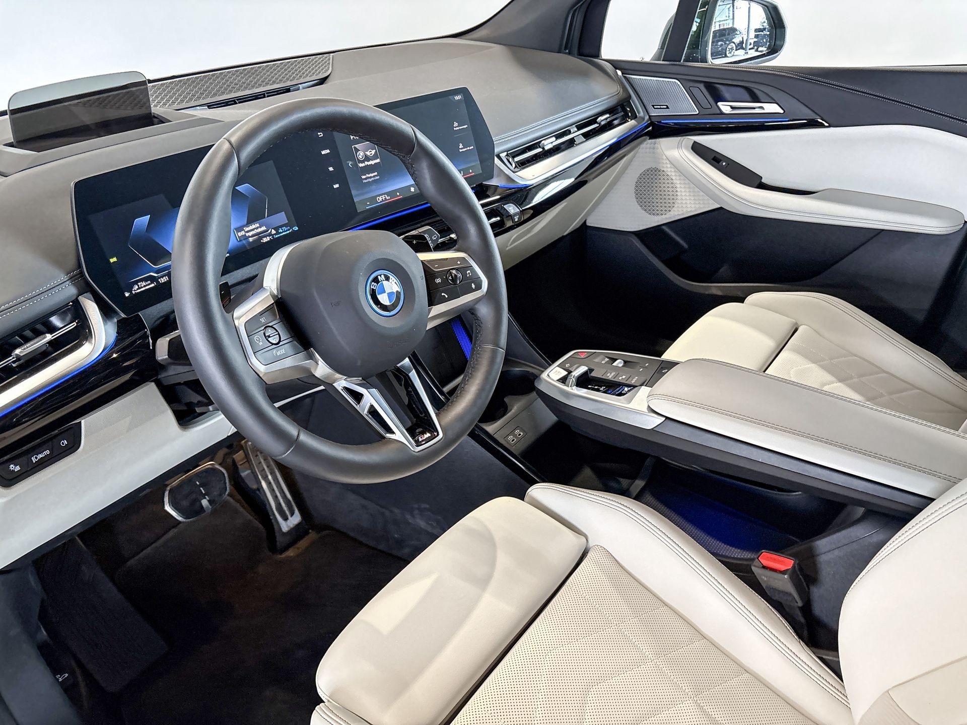 Foto van BMW 225e xDrive Active Tourer
