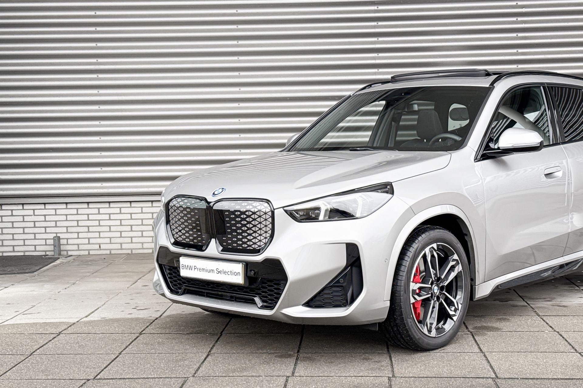 Foto van BMW Ix1 Edrive20