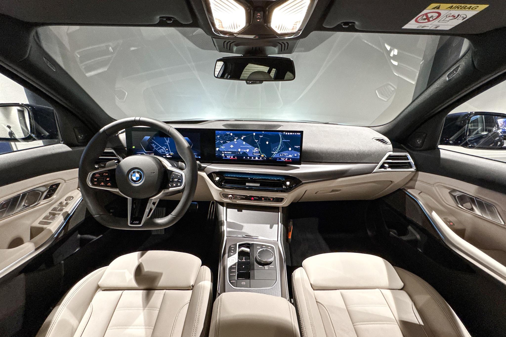 Foto van BMW 330e
