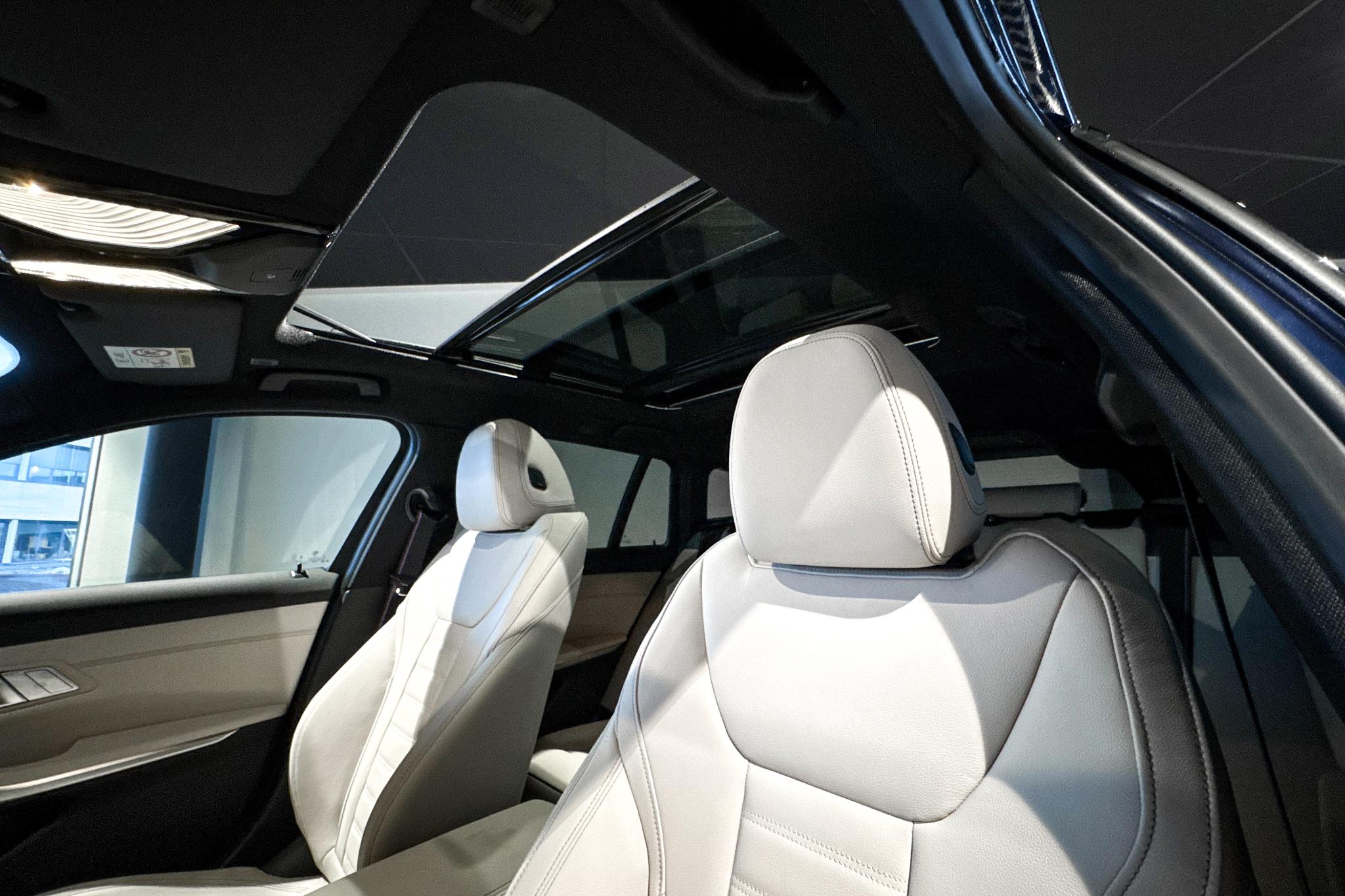 Foto van BMW 330e