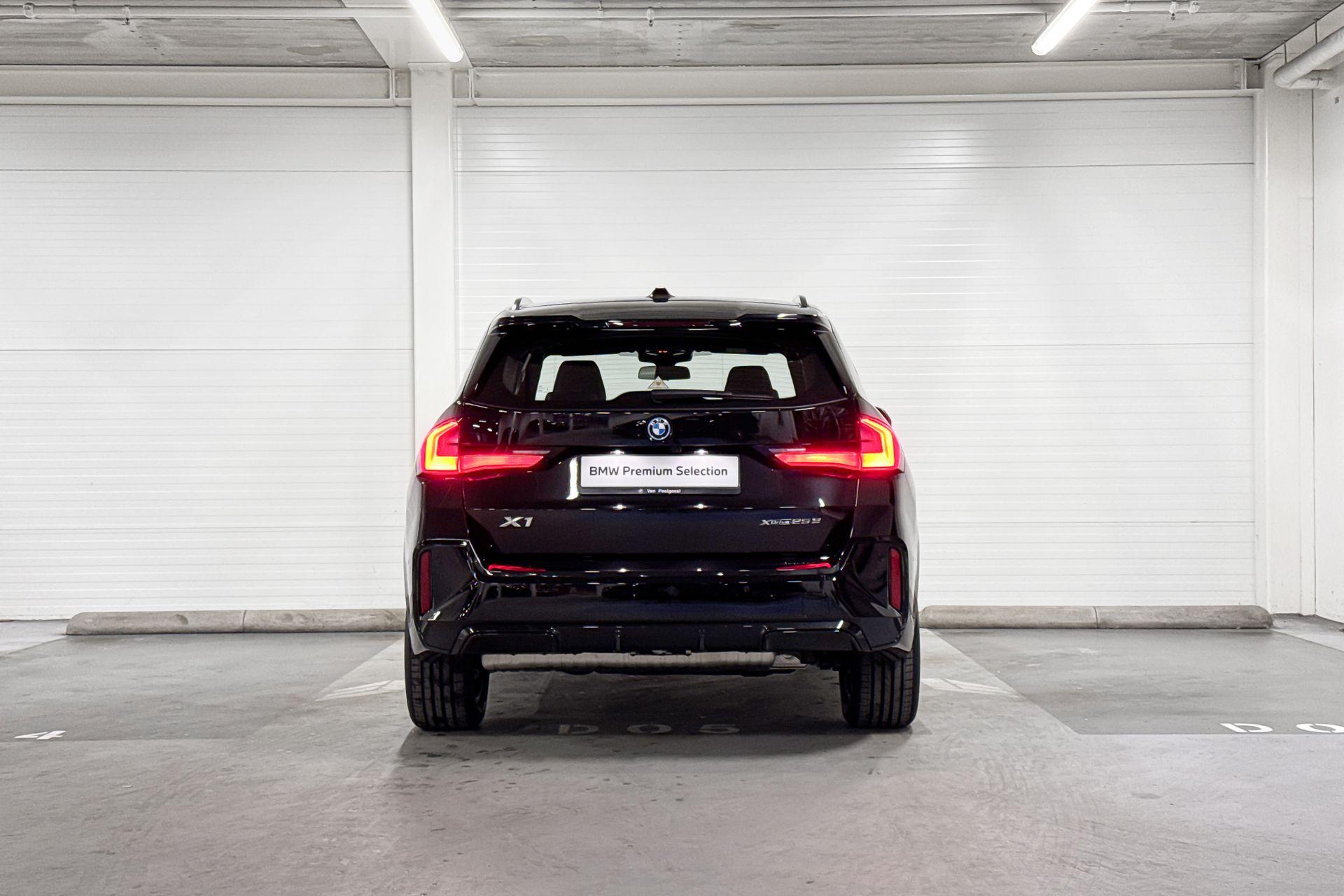 Foto van BMW X1 Xdrive25e