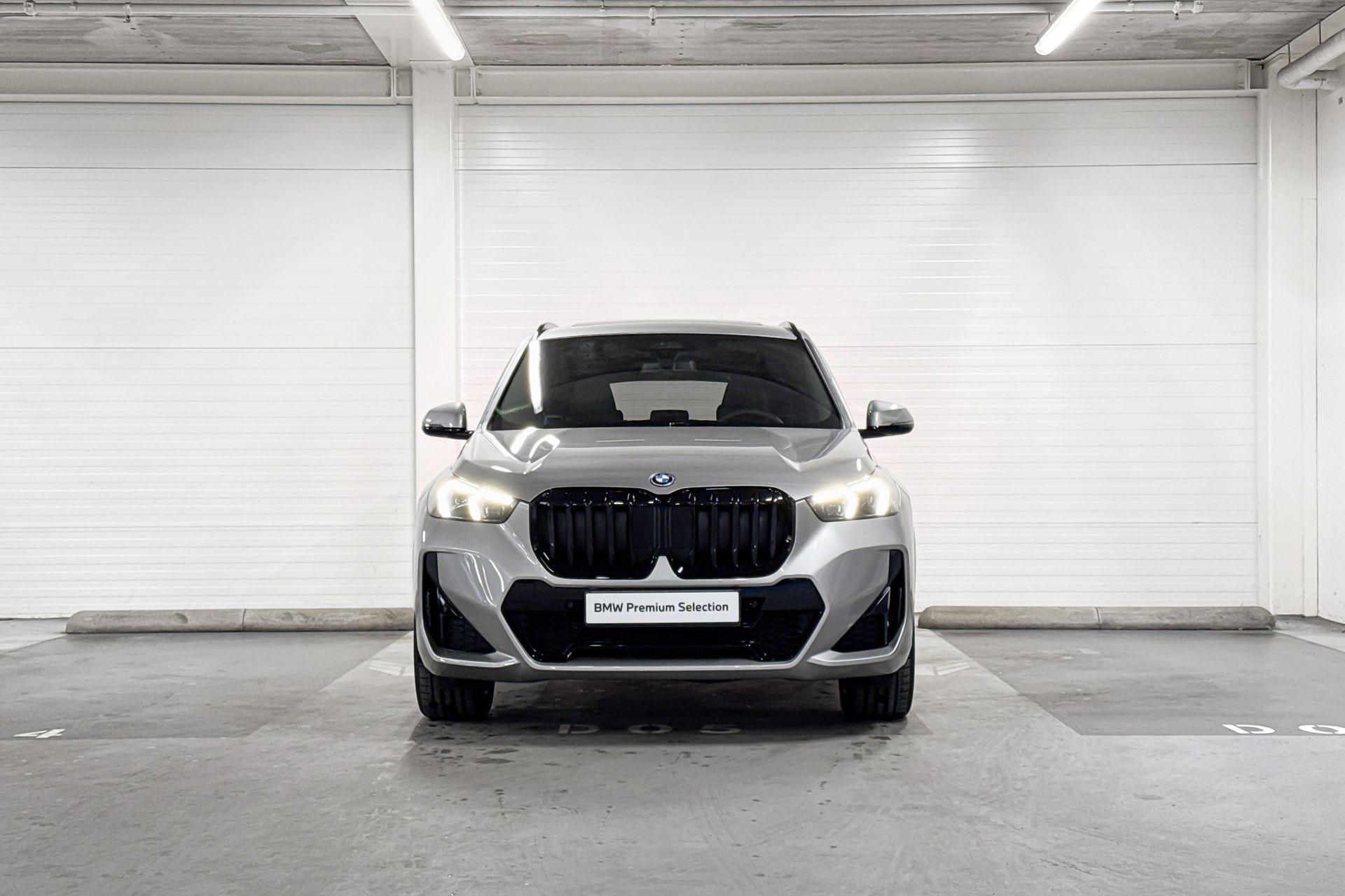 Foto van BMW X1 Xdrive25e