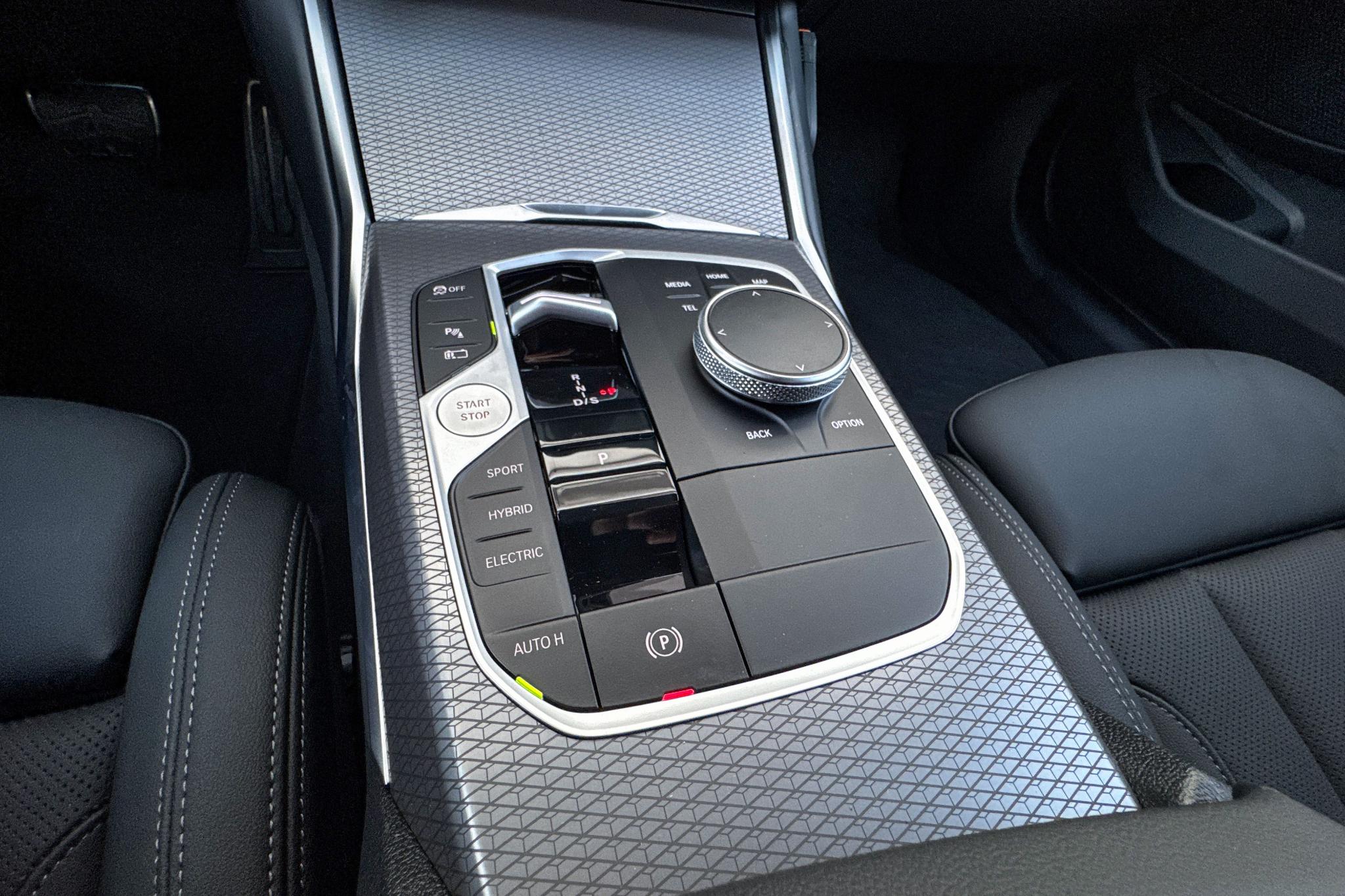 Foto van BMW 330e