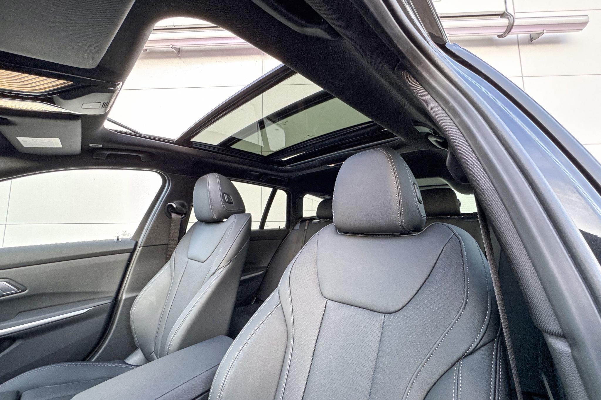 Foto van BMW 330e
