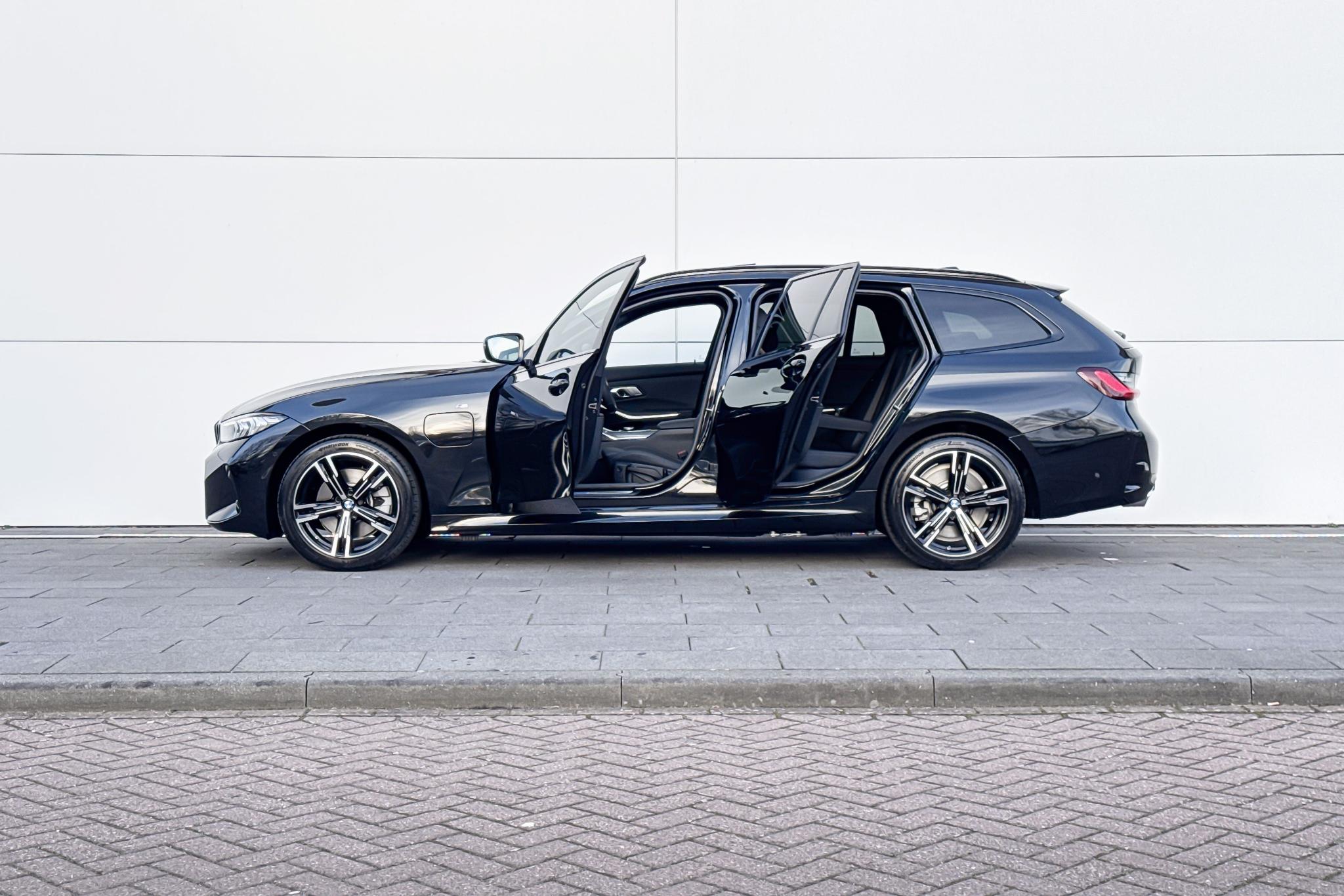 Foto van BMW 330e