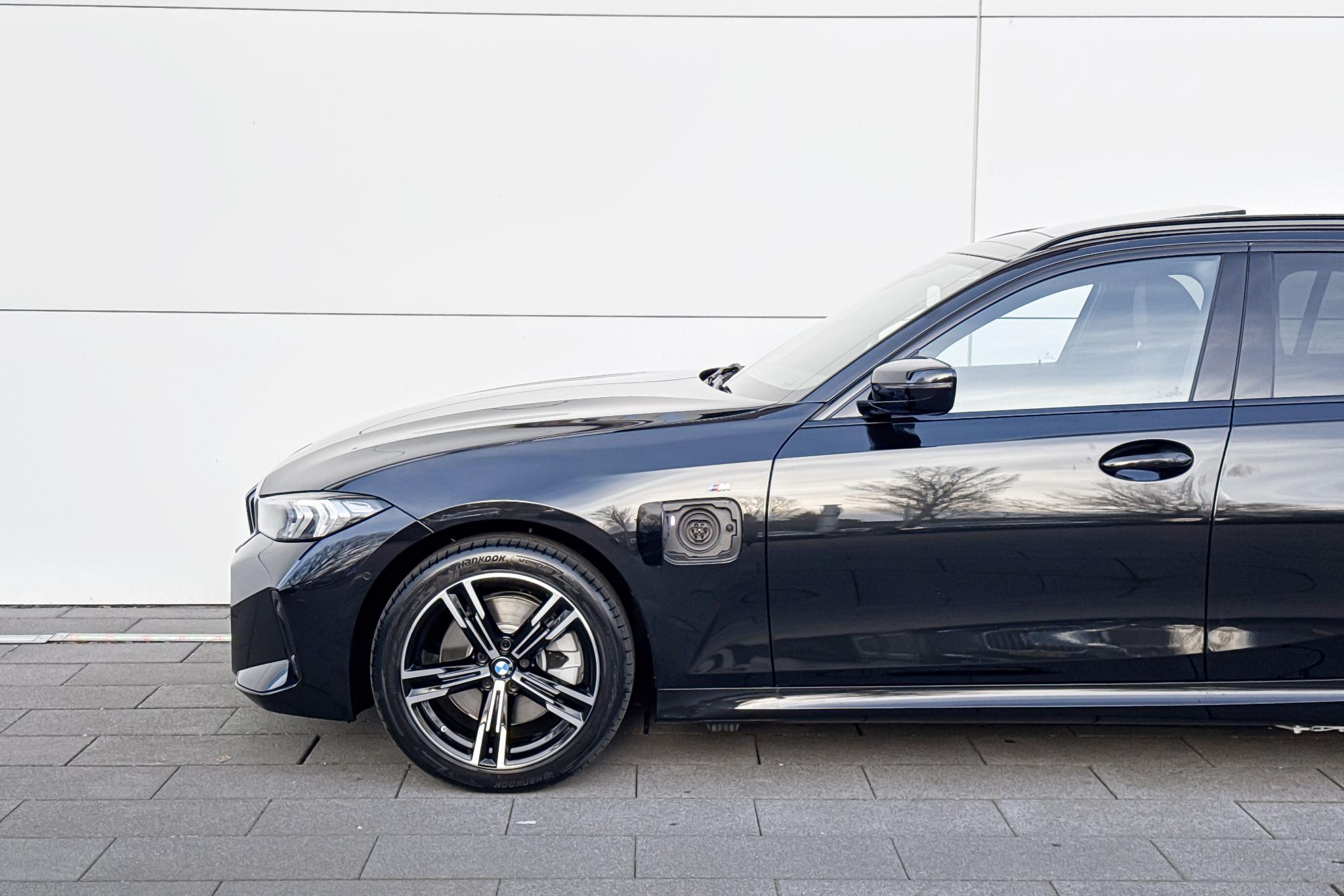 Foto van BMW 330e