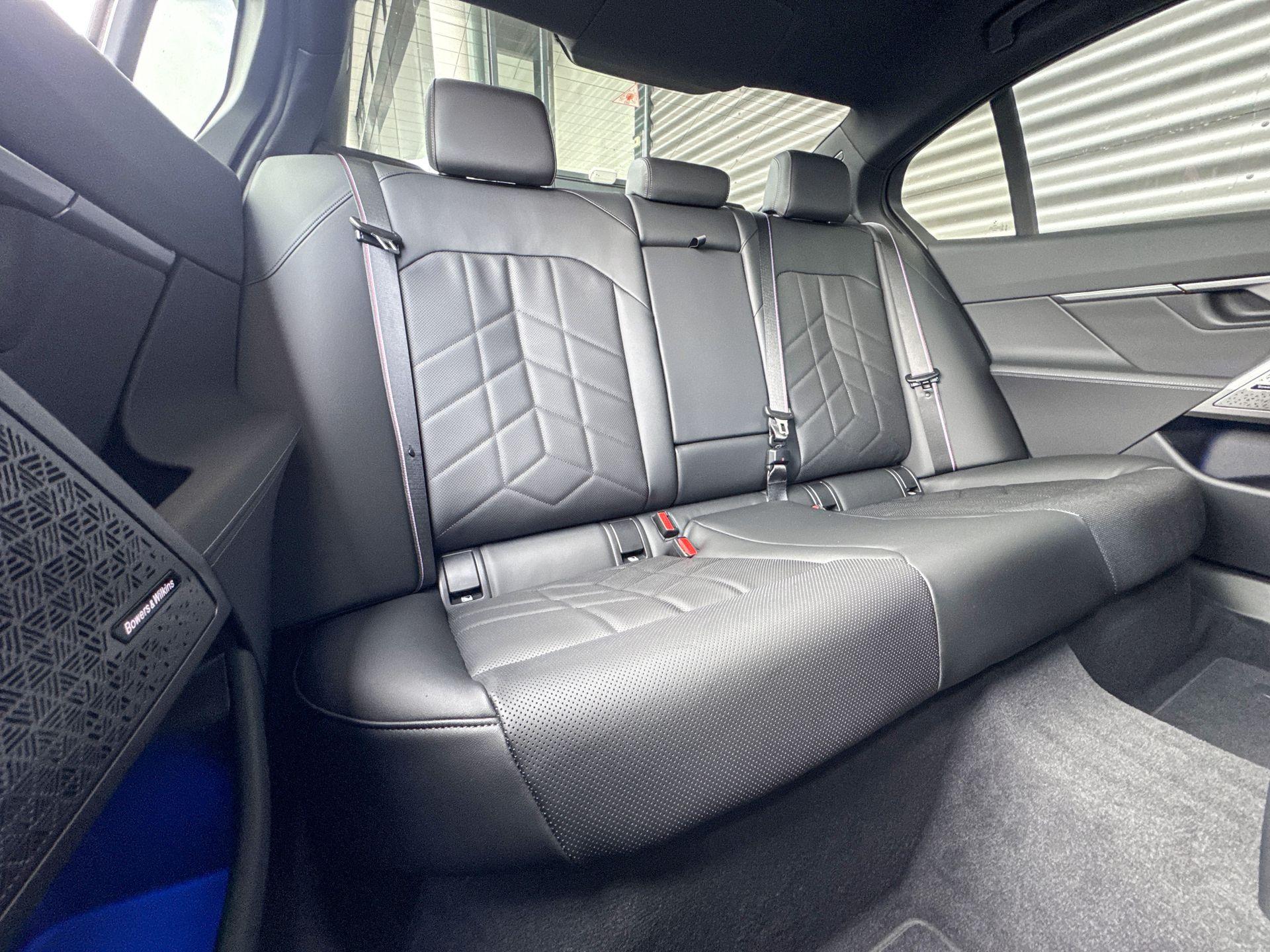 Foto van BMW I5 Edrive40