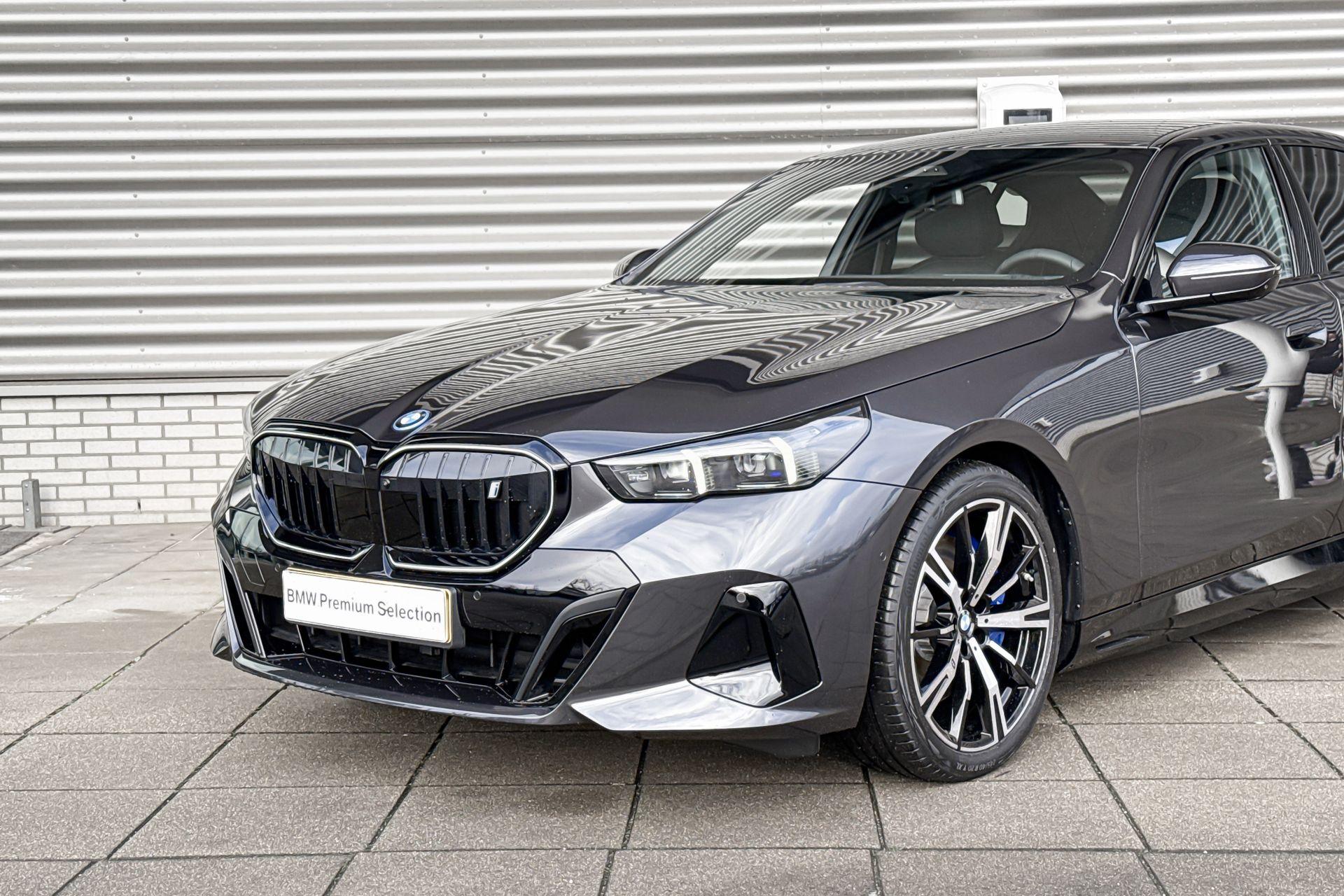 Foto van BMW I5 Edrive40