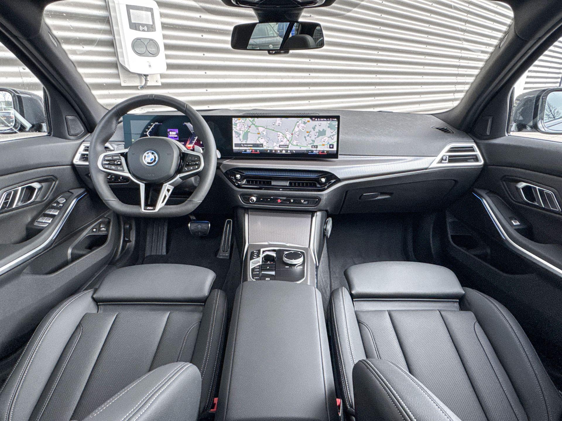 Foto van BMW 330e
