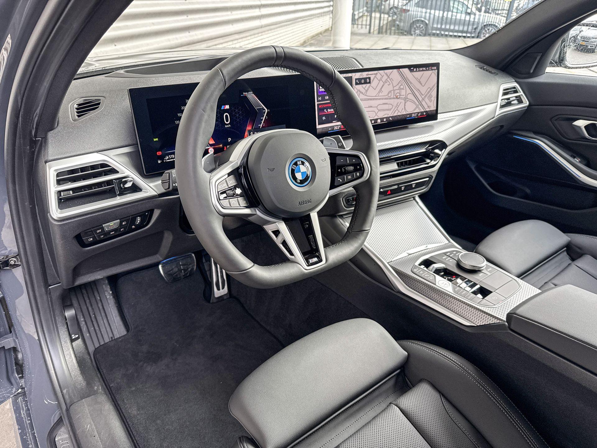 Foto van BMW 330e