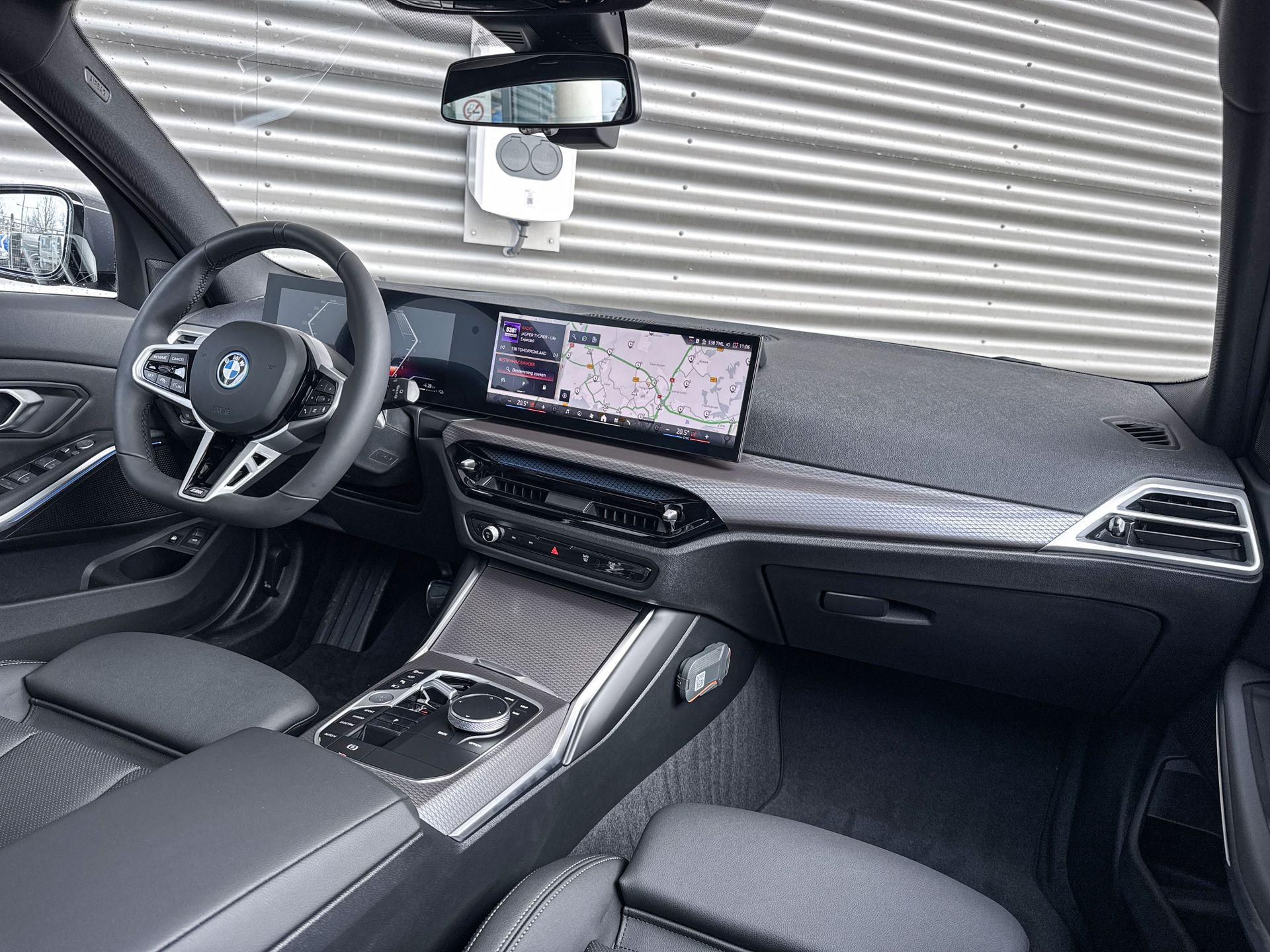 Foto van BMW 330e