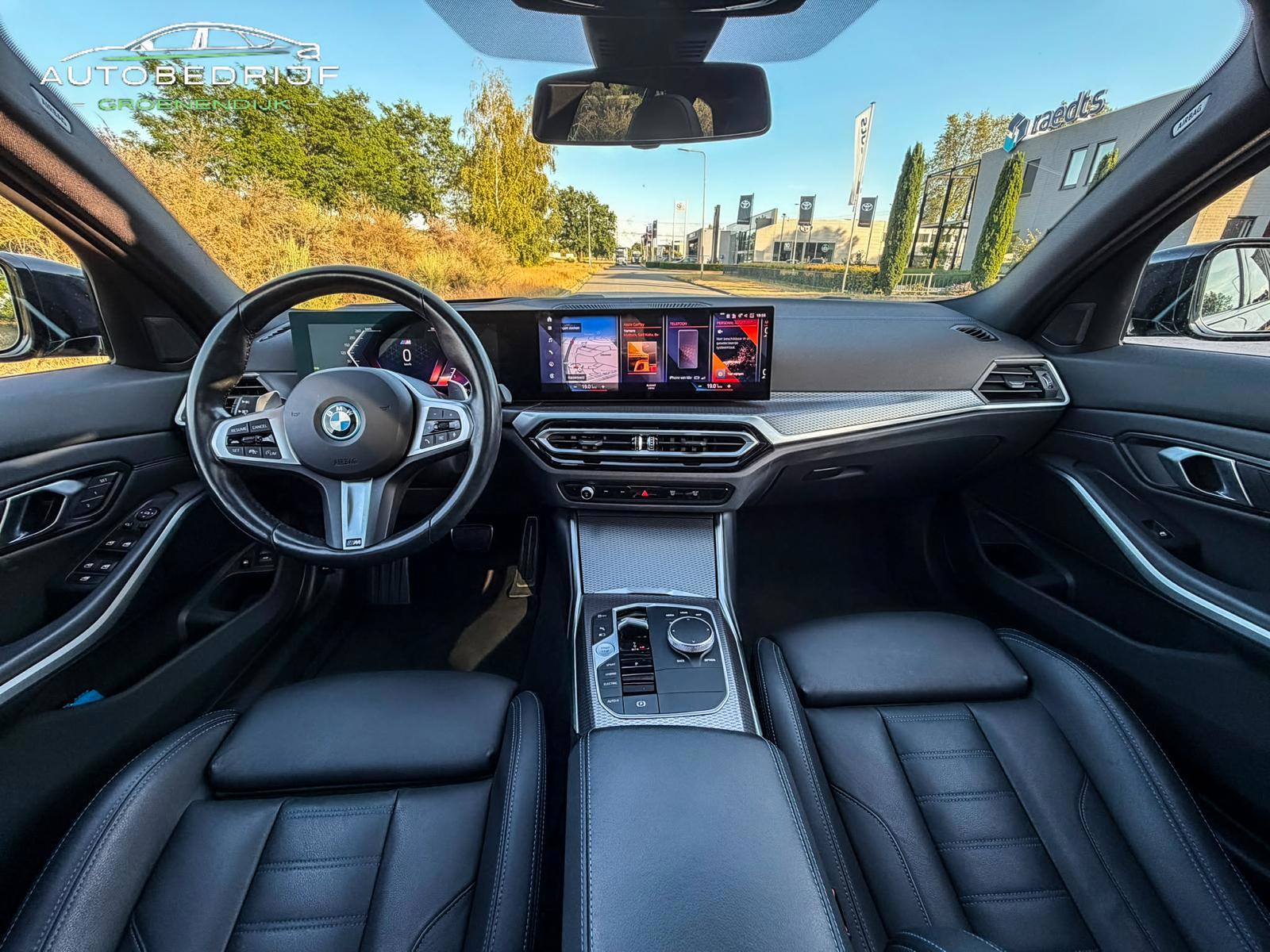 Foto van BMW 330e xDrive