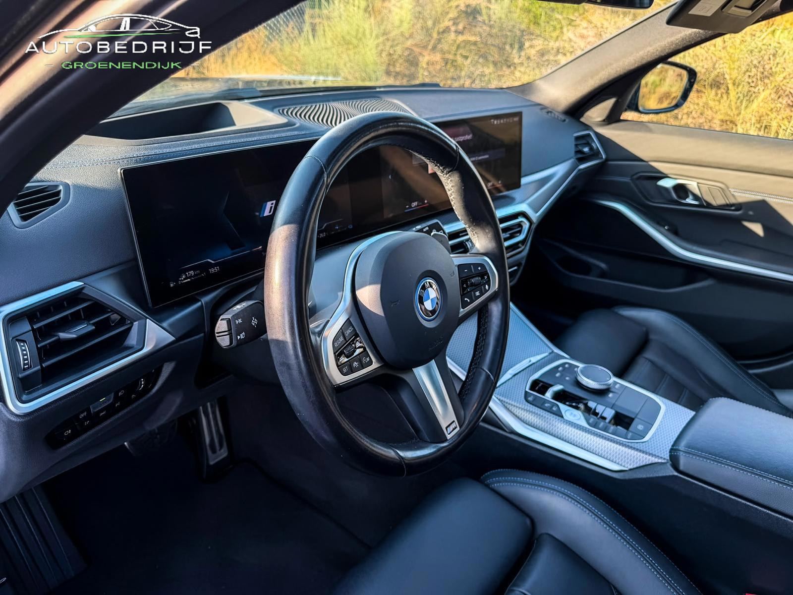Foto van BMW 330e xDrive