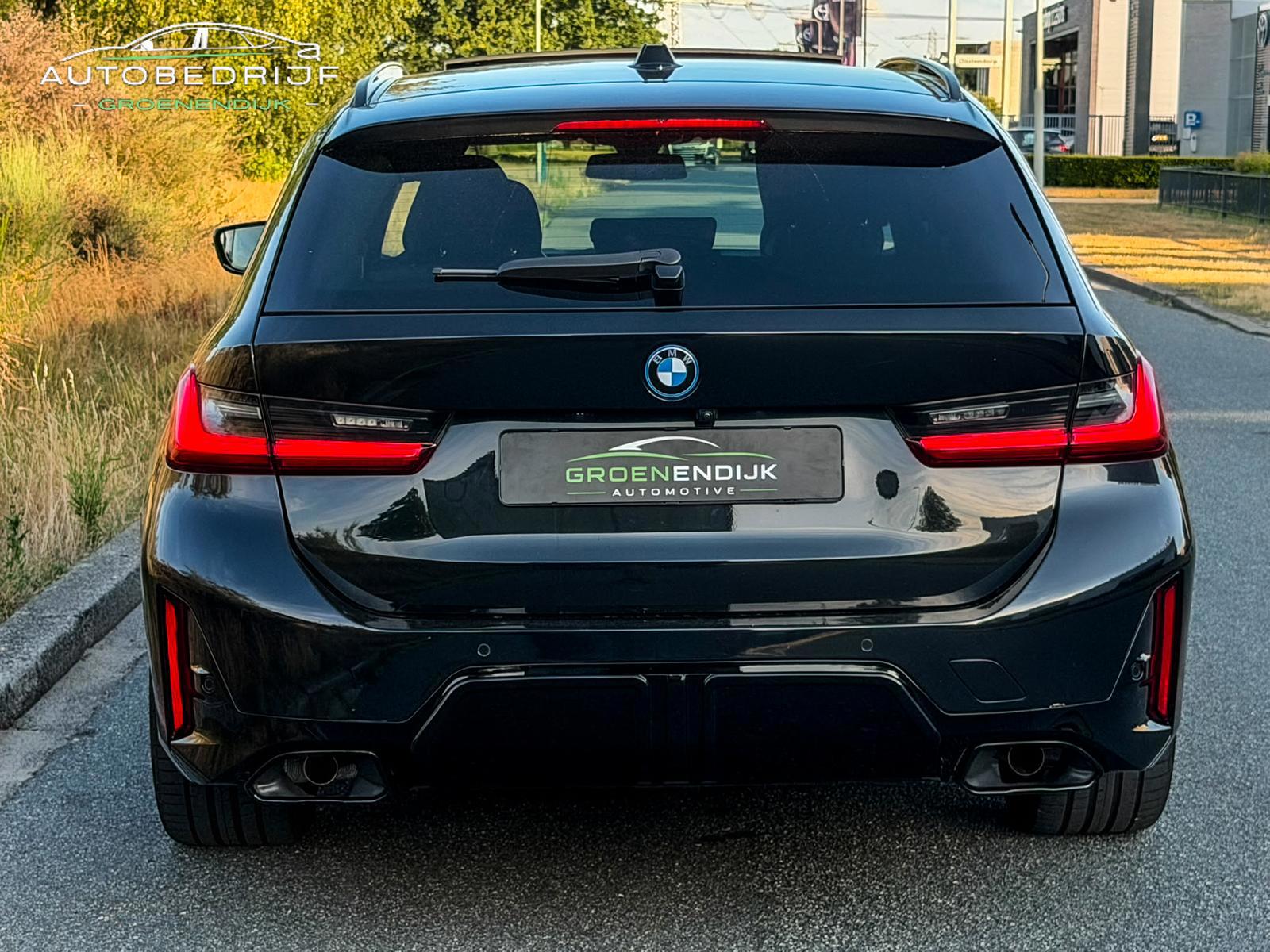 Foto van BMW 330e xDrive